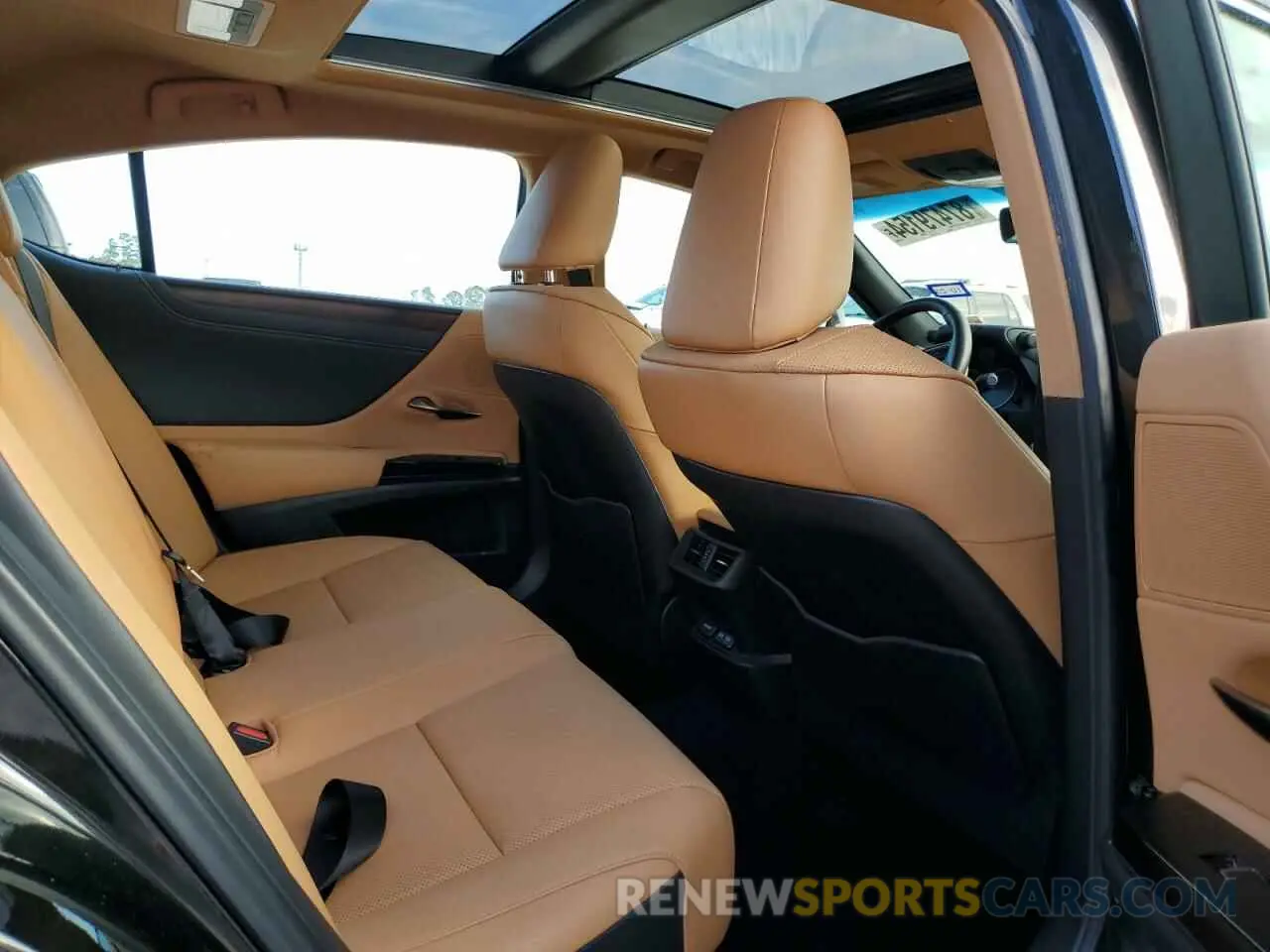 10 fotografías del automóvil dañado 58ADZ1B17RU166500 LEXUS ES350 2024