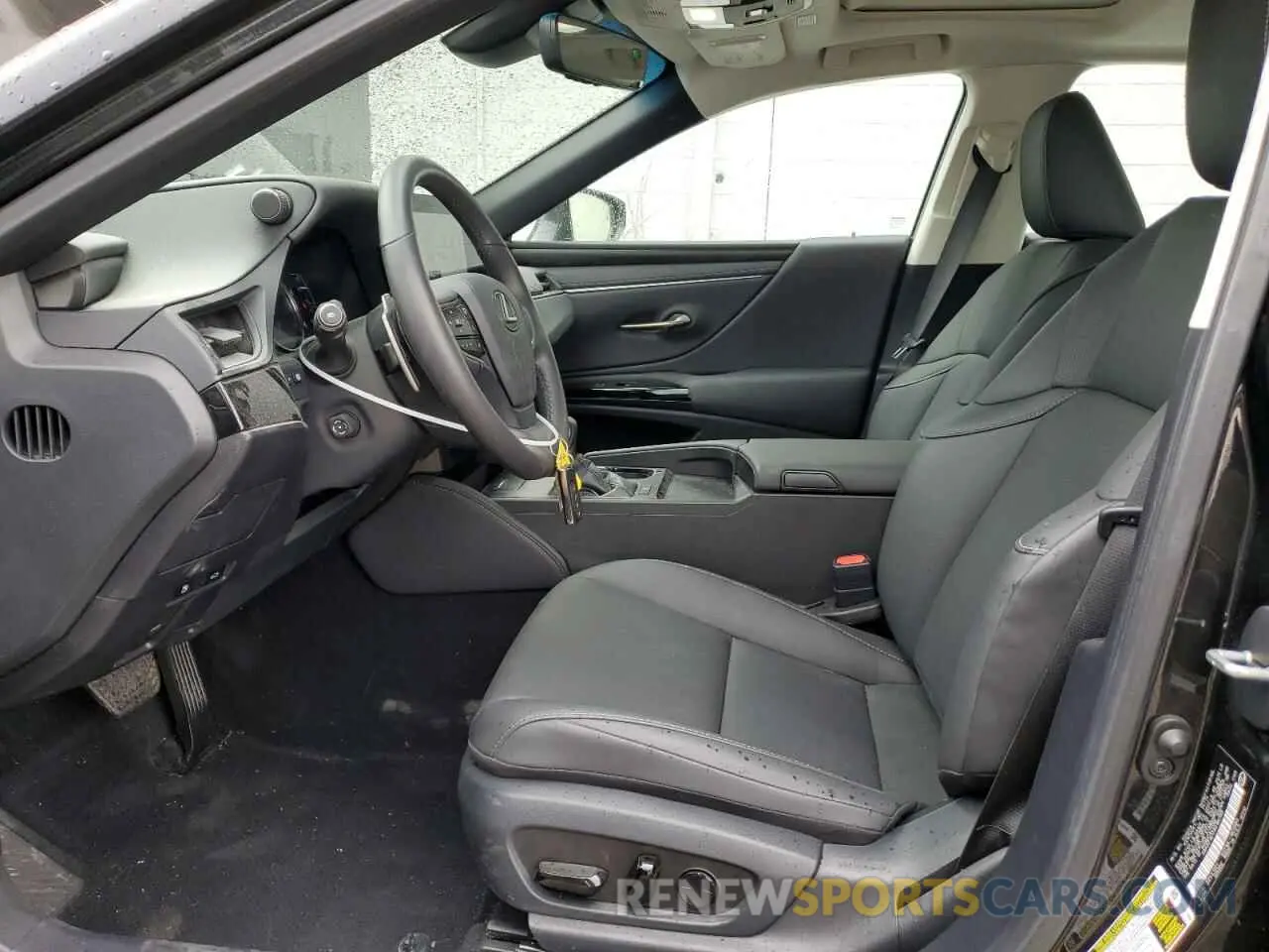 7 fotografías del automóvil dañado 58ADZ1B17RU180199 LEXUS ES350 2024