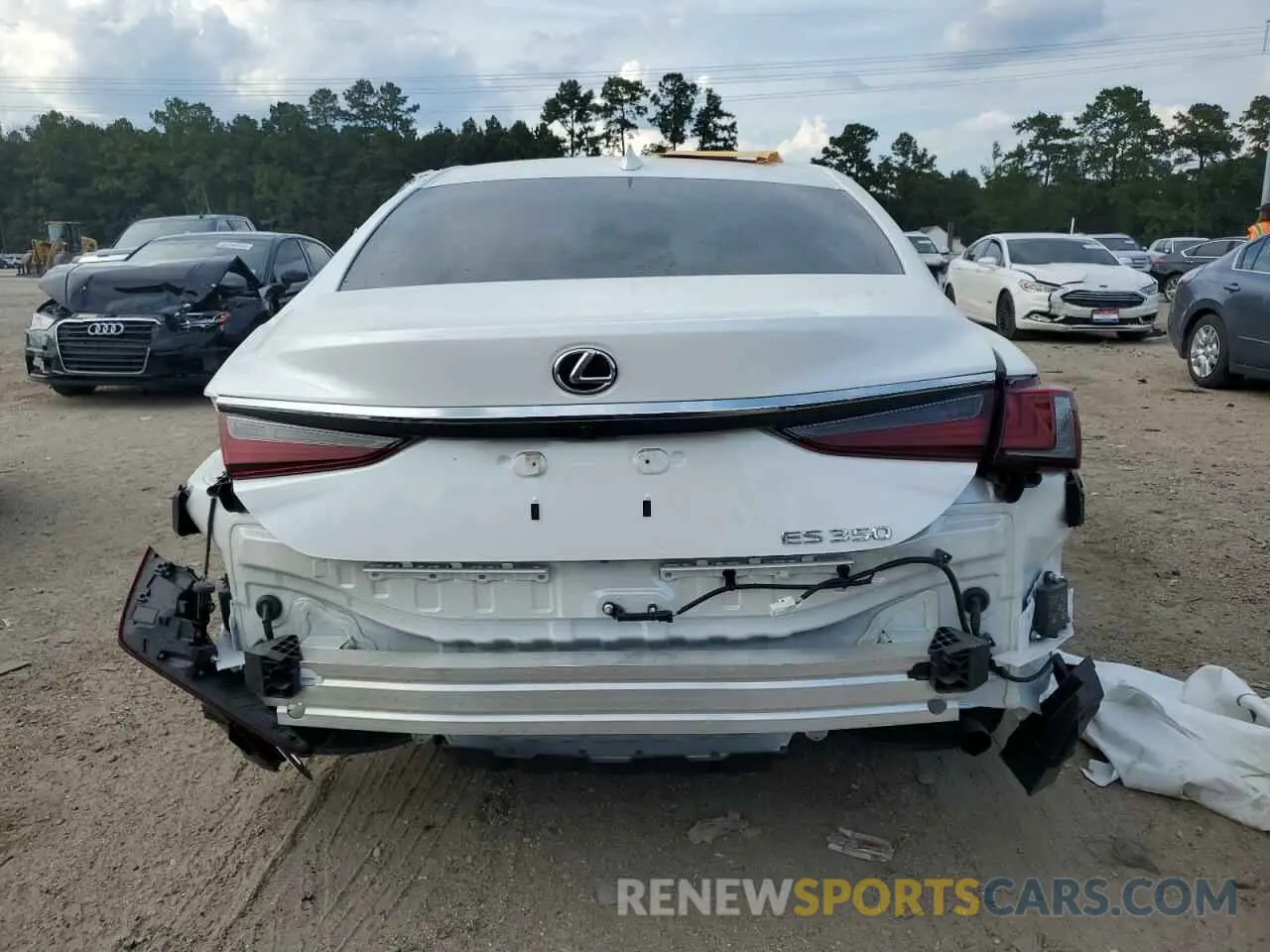 6 fotografías del automóvil dañado 58ADZ1B18RU172791 LEXUS ES350 2024