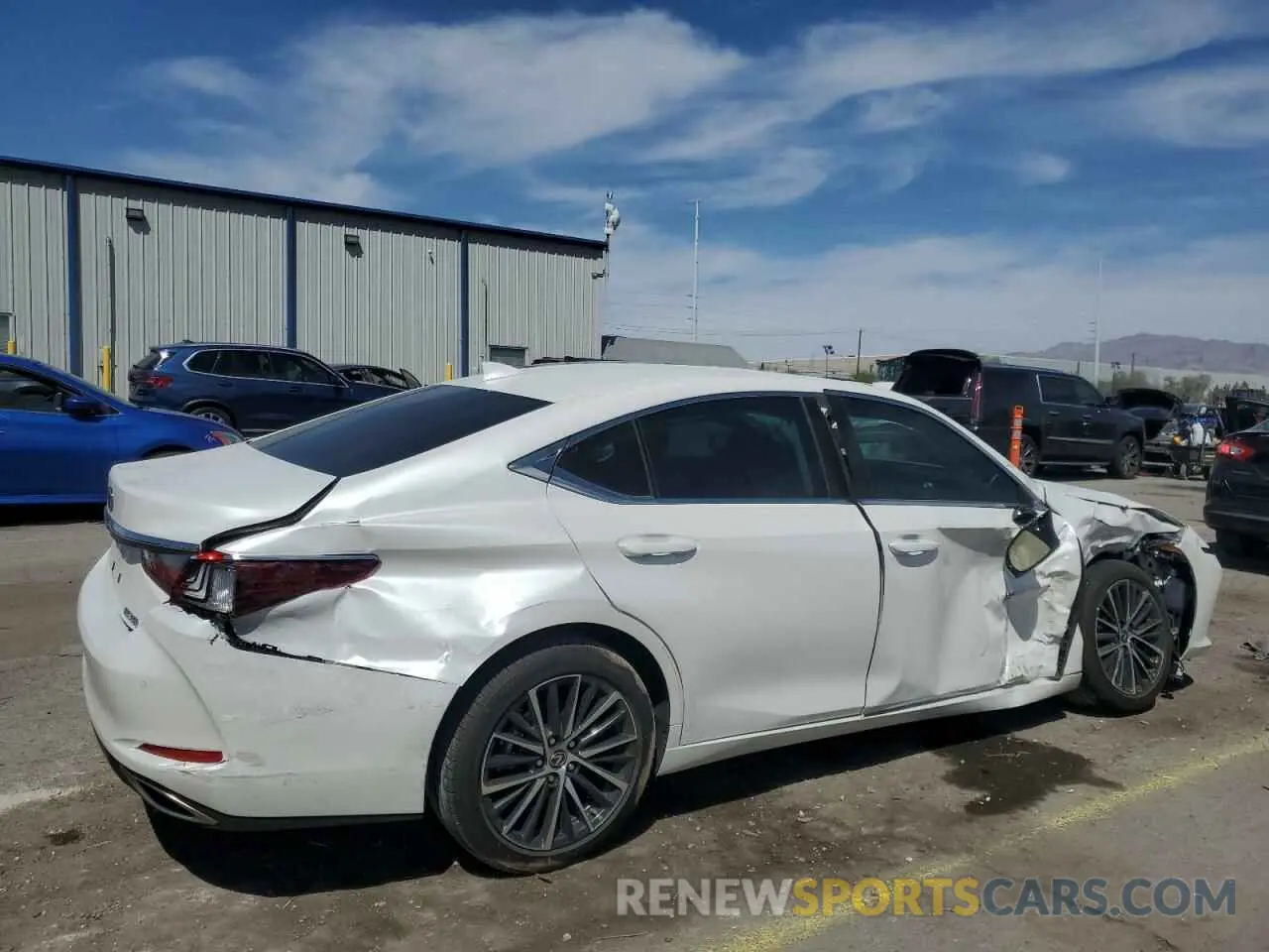 3 fotografías del automóvil dañado 58ADZ1B1XRU183940 LEXUS ES350 2024