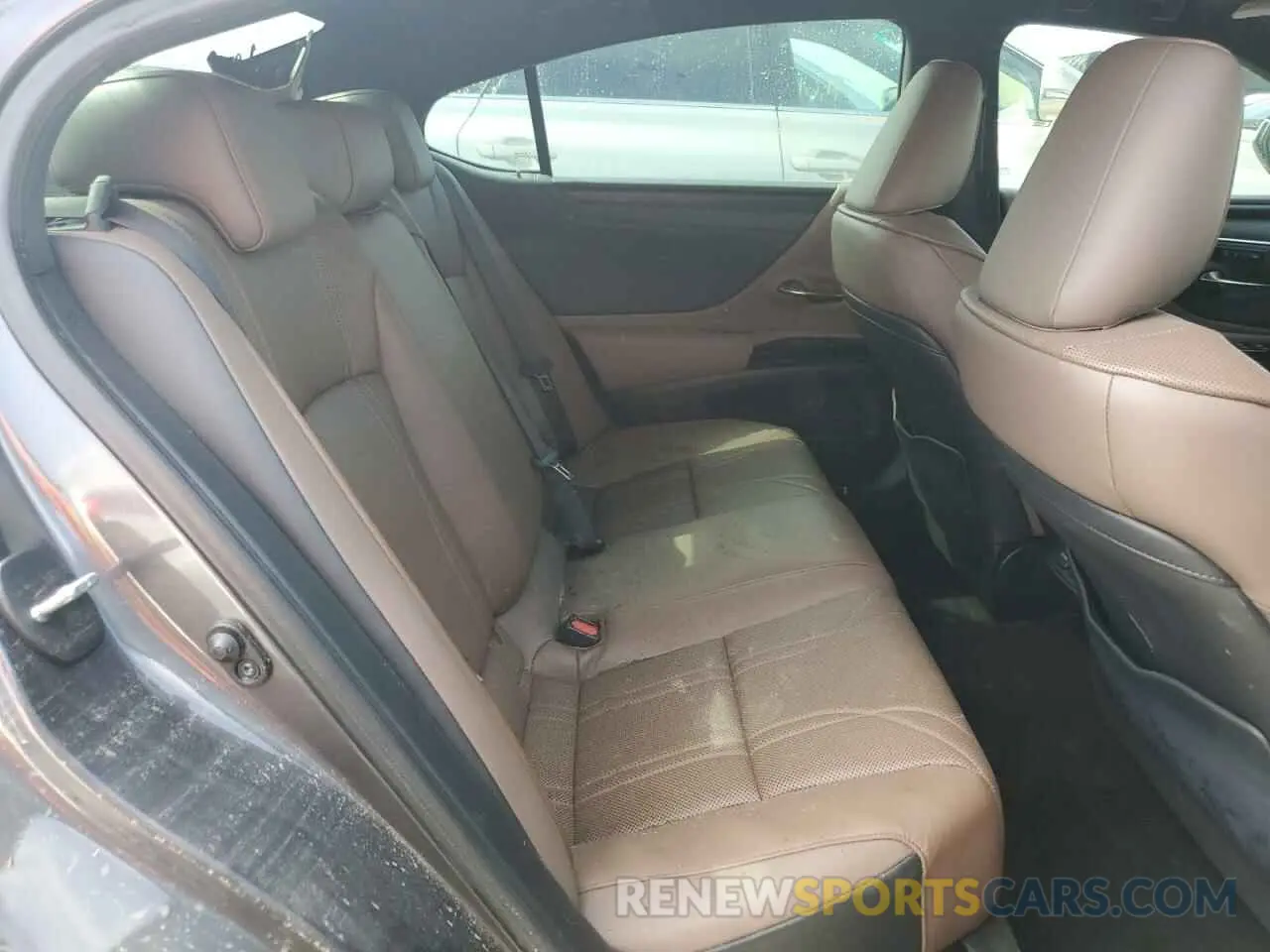 10 fotografías del automóvil dañado 58AEZ1B13RU180415 LEXUS ES350 2024