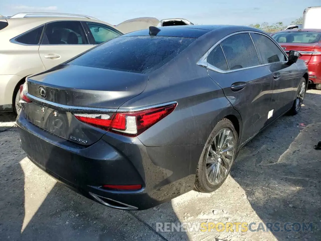 3 fotografías del automóvil dañado 58AEZ1B13RU180415 LEXUS ES350 2024