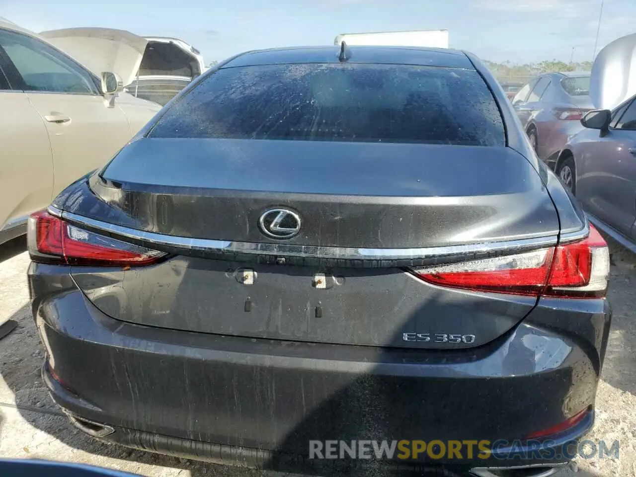 6 fotografías del automóvil dañado 58AEZ1B13RU180415 LEXUS ES350 2024