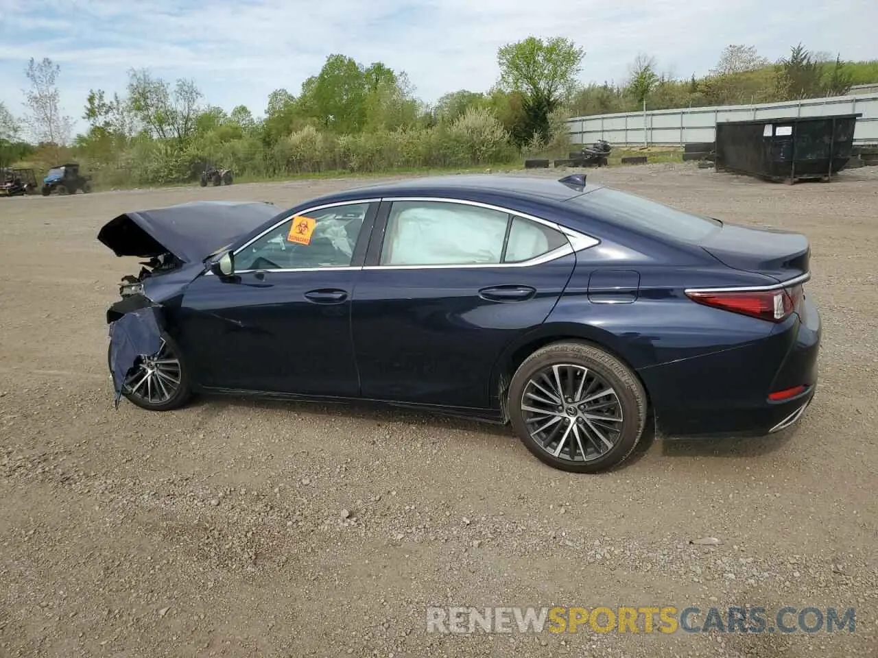 2 fotografías del automóvil dañado 58ADZ1B11SU185338 LEXUS ES350 2025