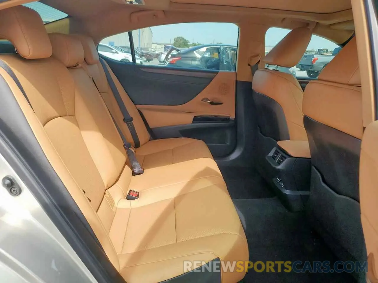 10 fotografías del automóvil dañado 58ADZ1B17SU186638 LEXUS ES350 2025
