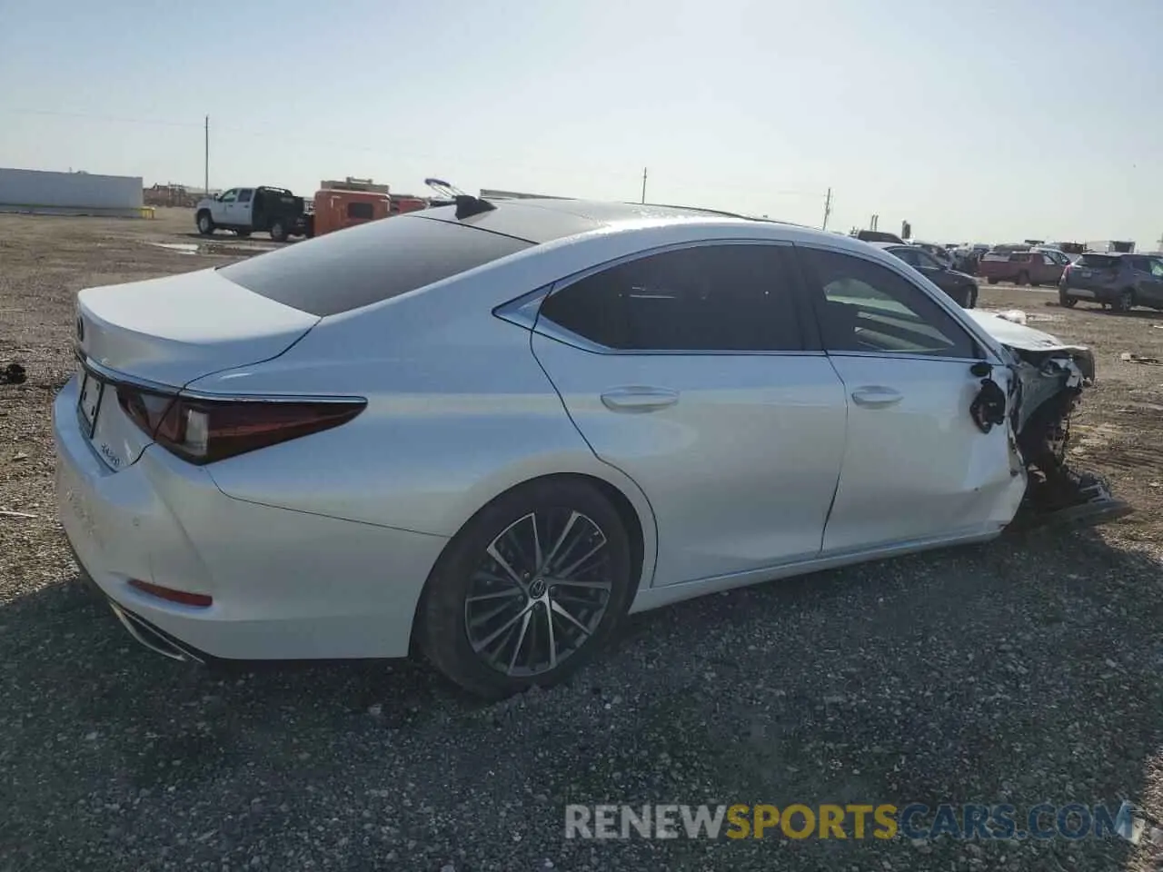 3 fotografías del automóvil dañado 58ADZ1B1XSU188240 LEXUS ES350 2025