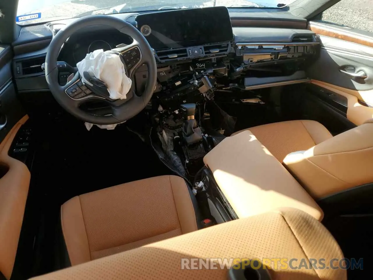 8 fotografías del automóvil dañado 58ADZ1B1XSU188240 LEXUS ES350 2025