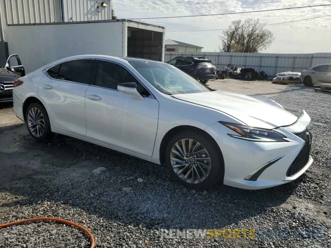 4 fotografías del automóvil dañado 58AFZ1B1XSU191521 LEXUS ES350 2025