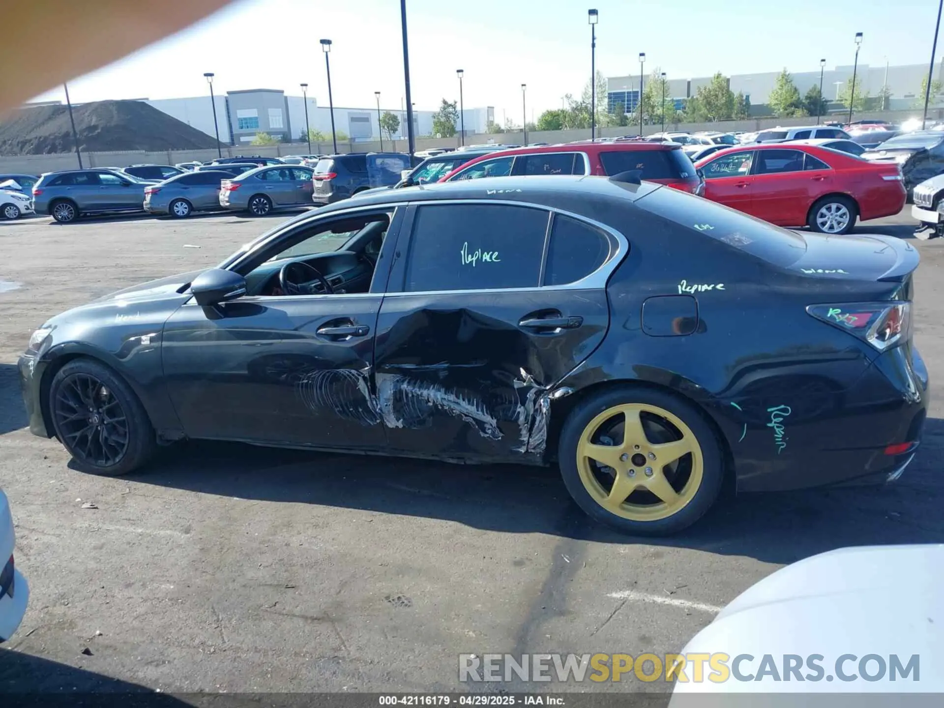 14 fotografías del automóvil dañado JTHBZ1BL0KA017002 LEXUS GS 350 2019
