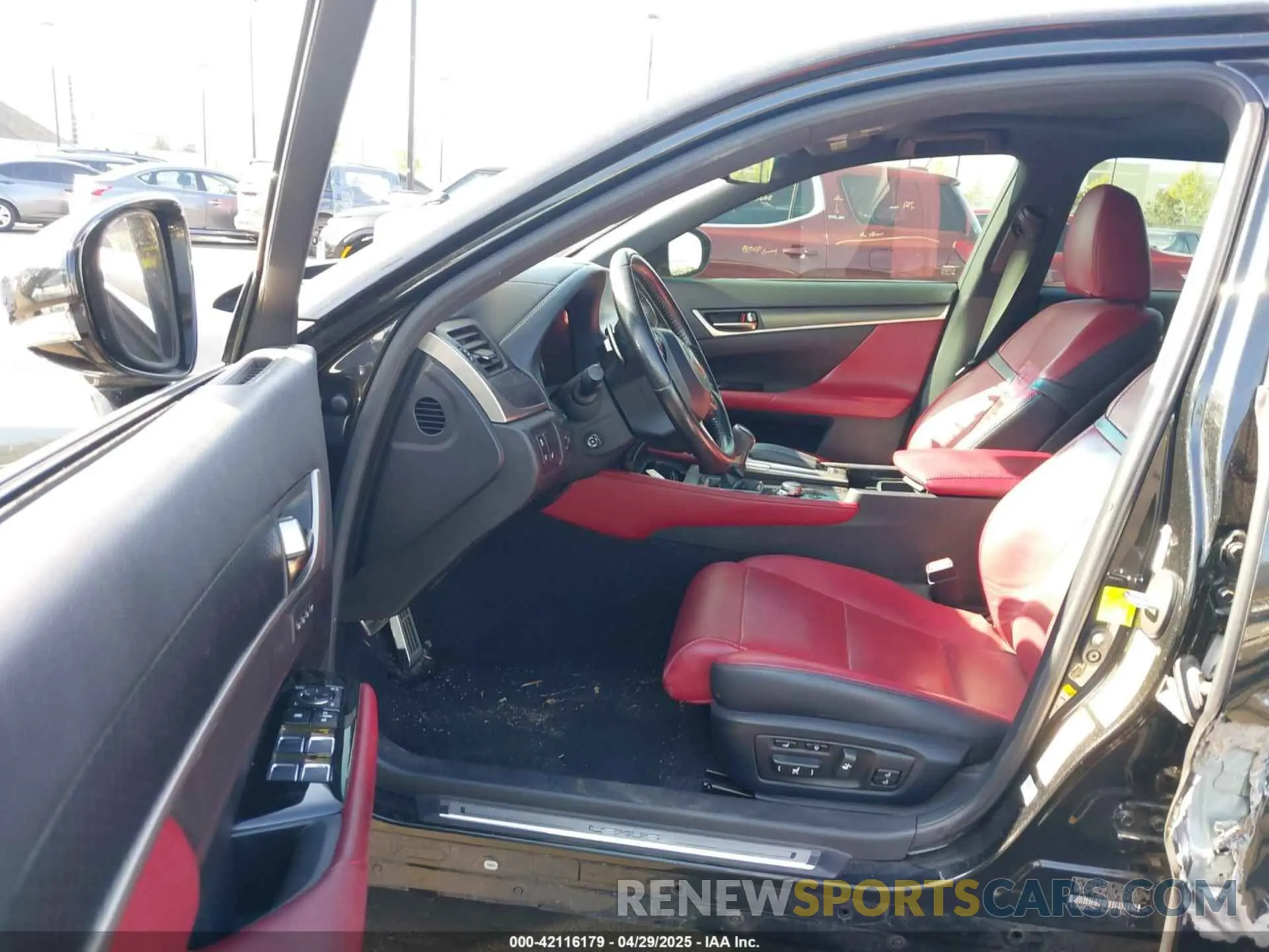 5 fotografías del automóvil dañado JTHBZ1BL0KA017002 LEXUS GS 350 2019
