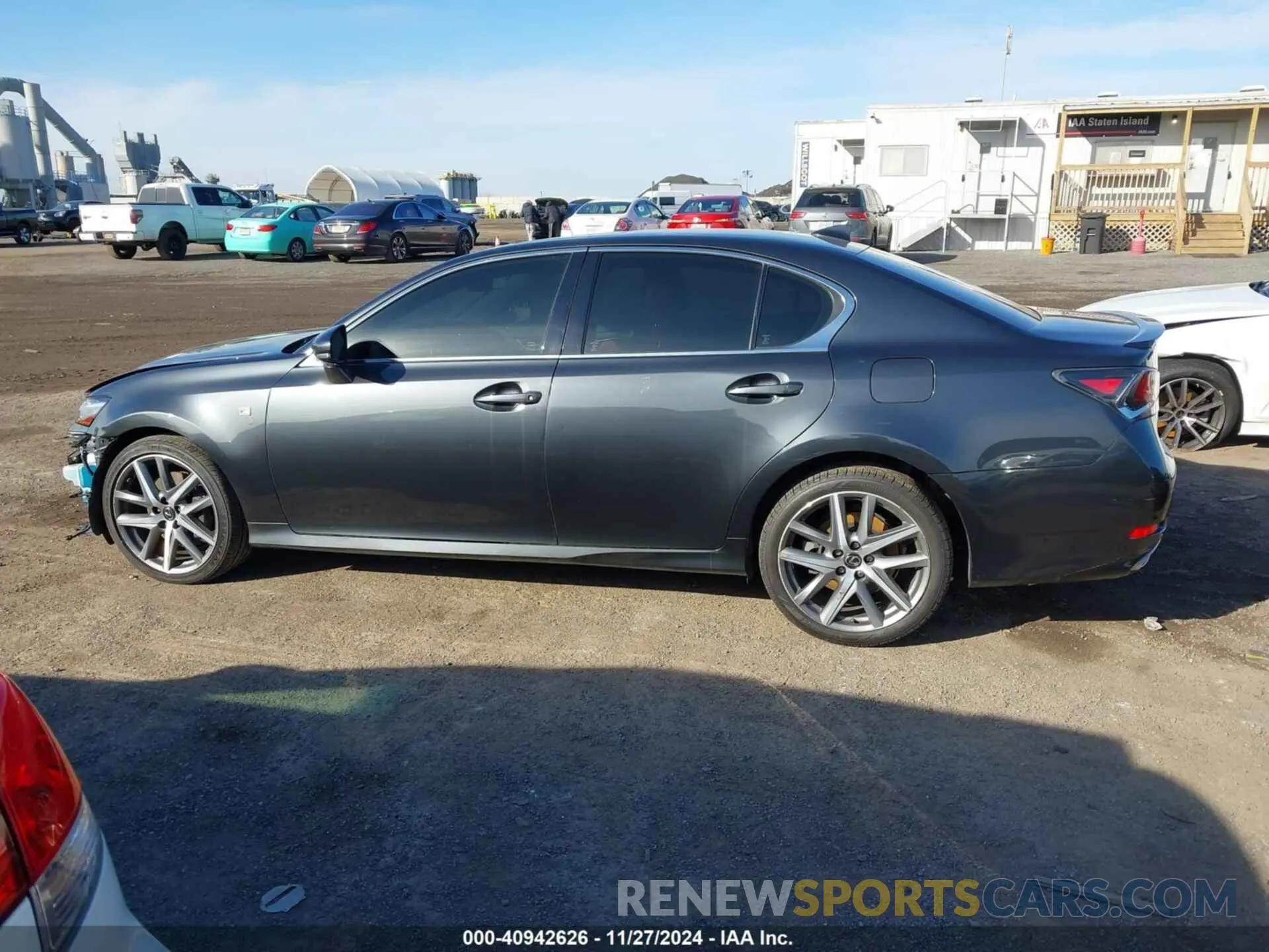 14 fotografías del automóvil dañado JTHCZ1BL1KA010841 LEXUS GS 350 2019