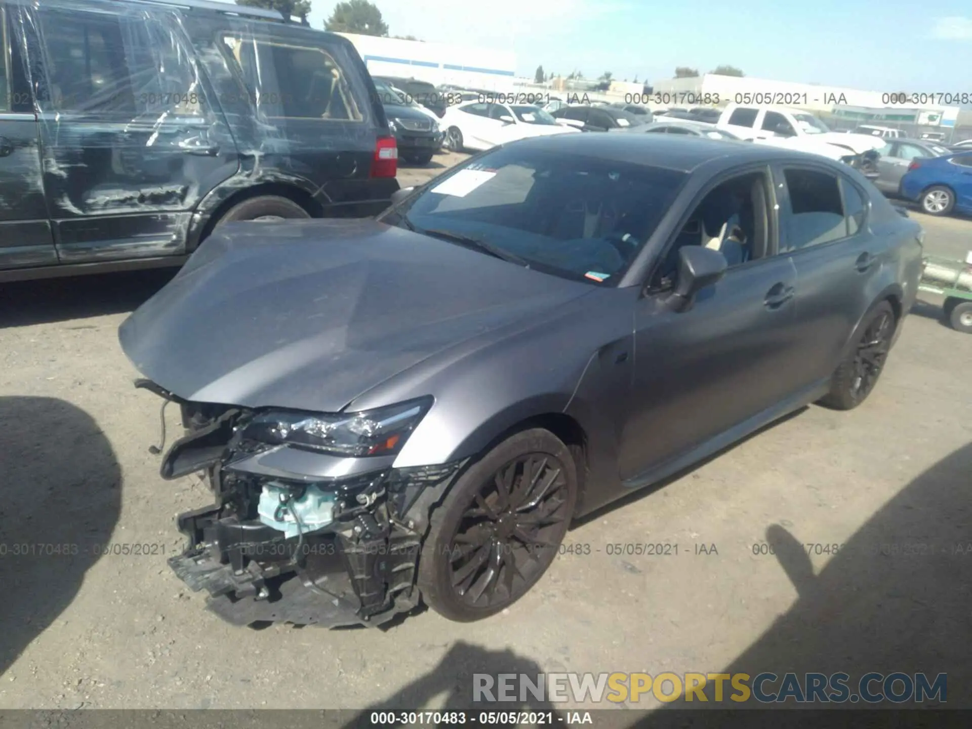 2 fotografías del automóvil dañado JTHBP1BL5KA002758 LEXUS GS F 2019