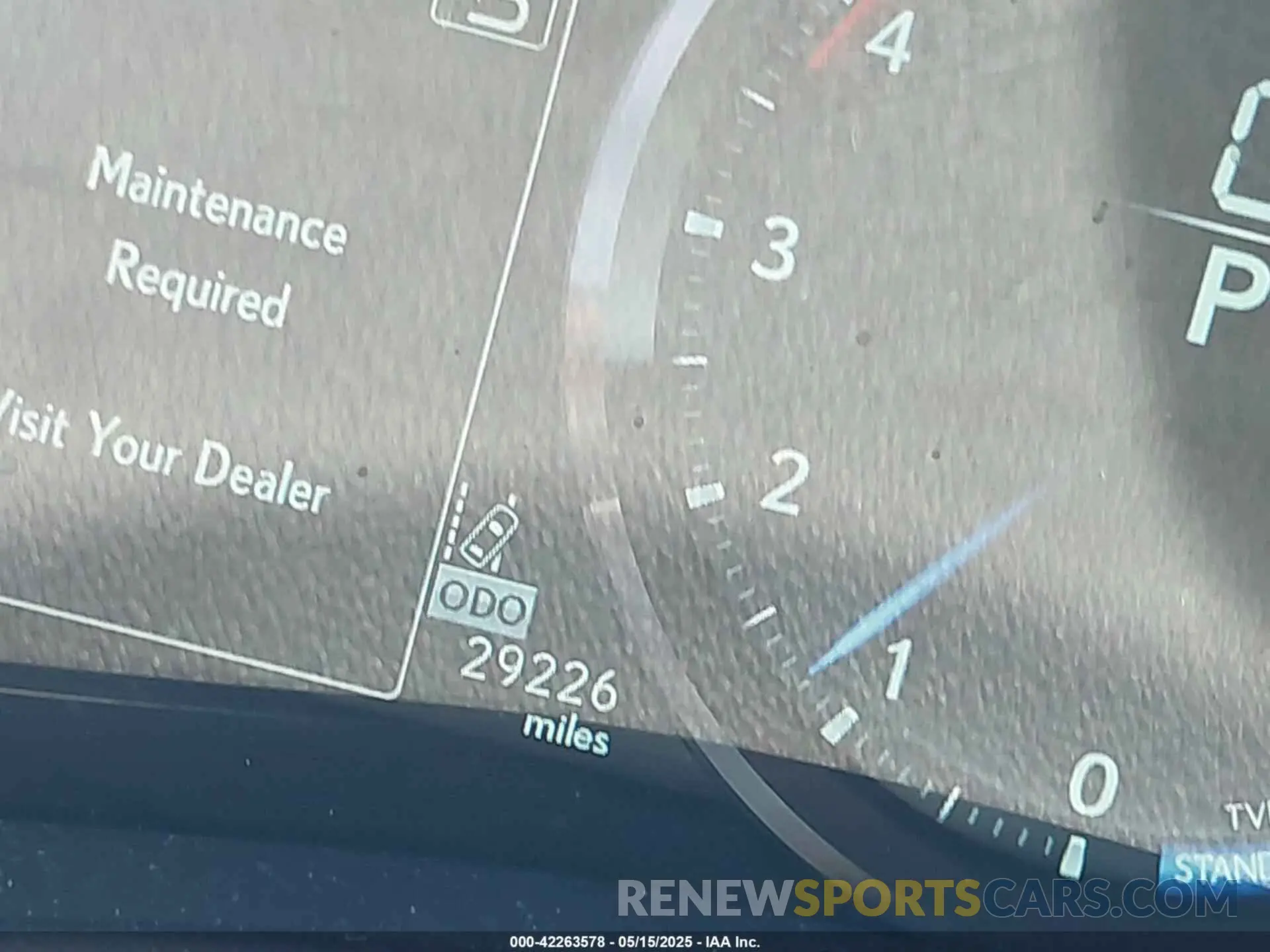 15 fotografías del automóvil dañado JTHBP1BL6KA003000 LEXUS GS F 2019