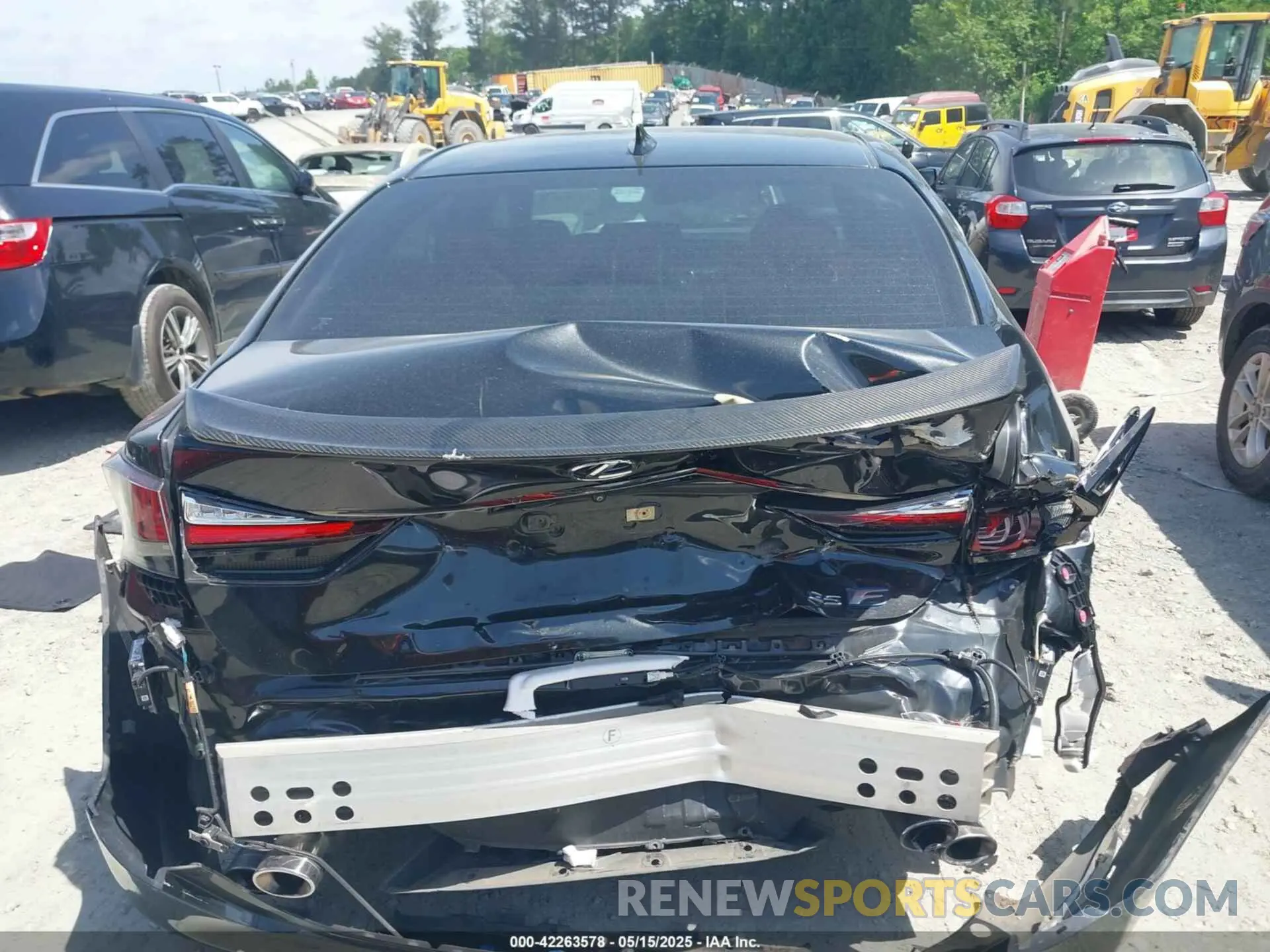 16 fotografías del automóvil dañado JTHBP1BL6KA003000 LEXUS GS F 2019