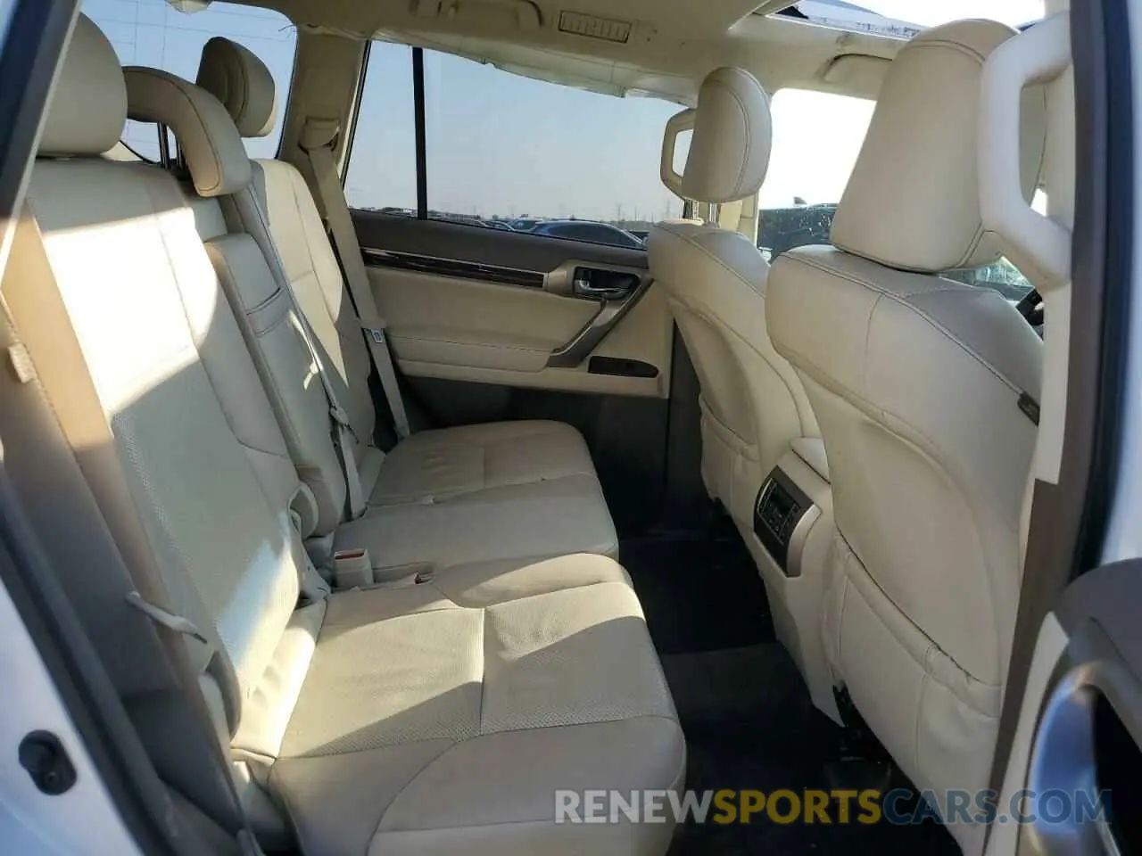 10 fotografías del automóvil dañado JTJBM7FX0K5219151 LEXUS GX 2019