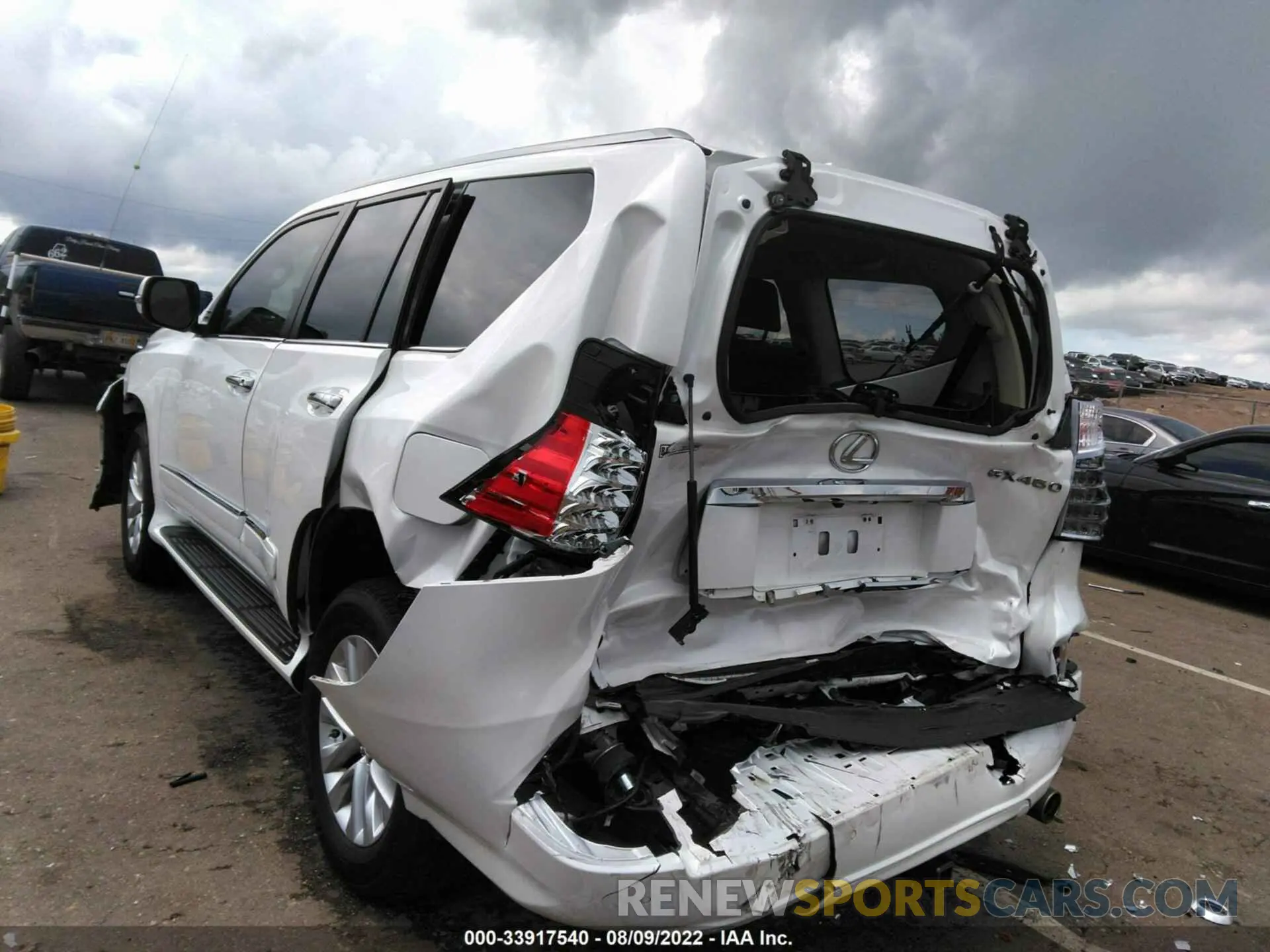3 fotografías del automóvil dañado JTJBM7FX1K5226626 LEXUS GX 2019