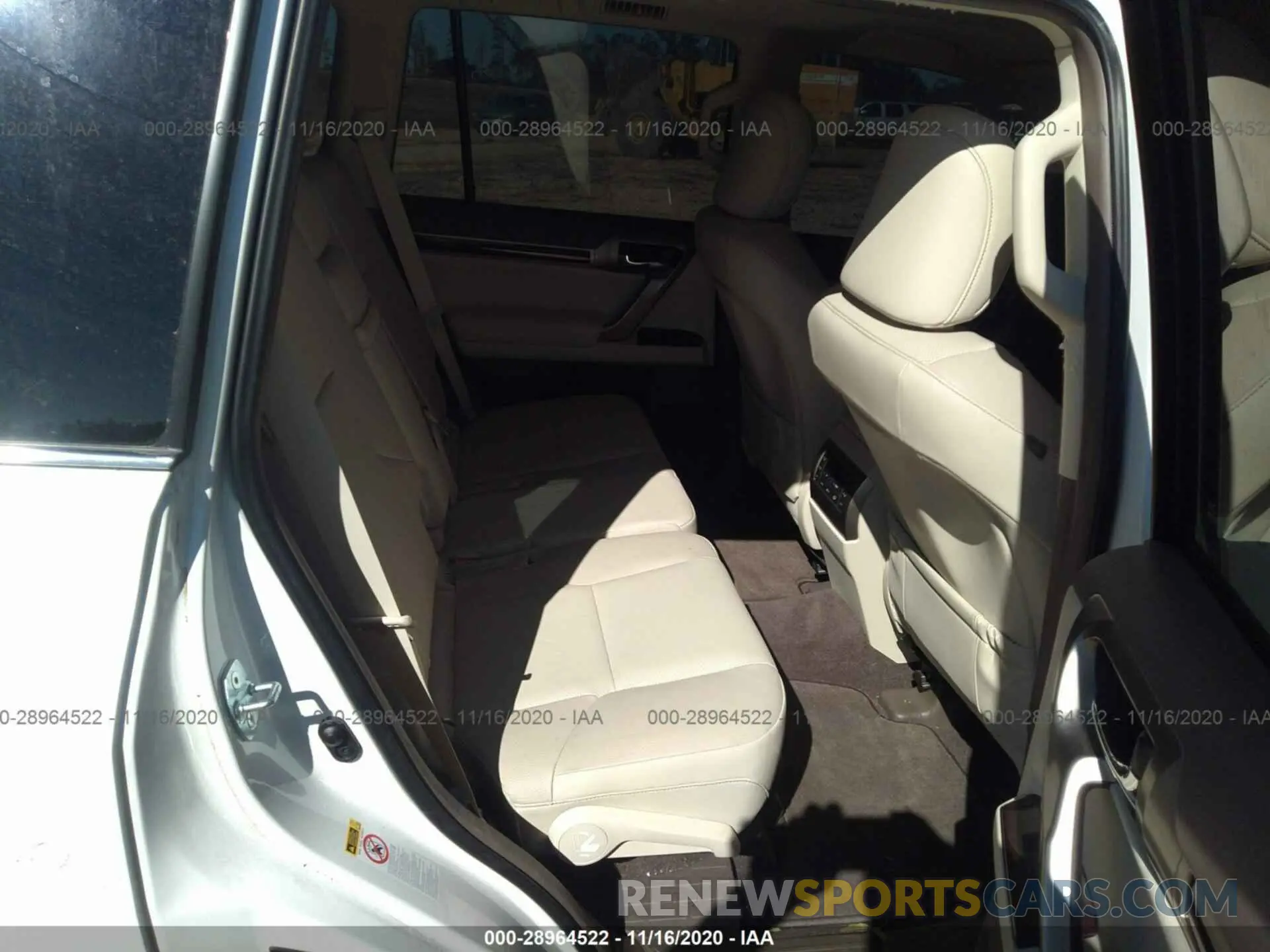 8 fotografías del automóvil dañado JTJBM7FX5K5223826 LEXUS GX 2019