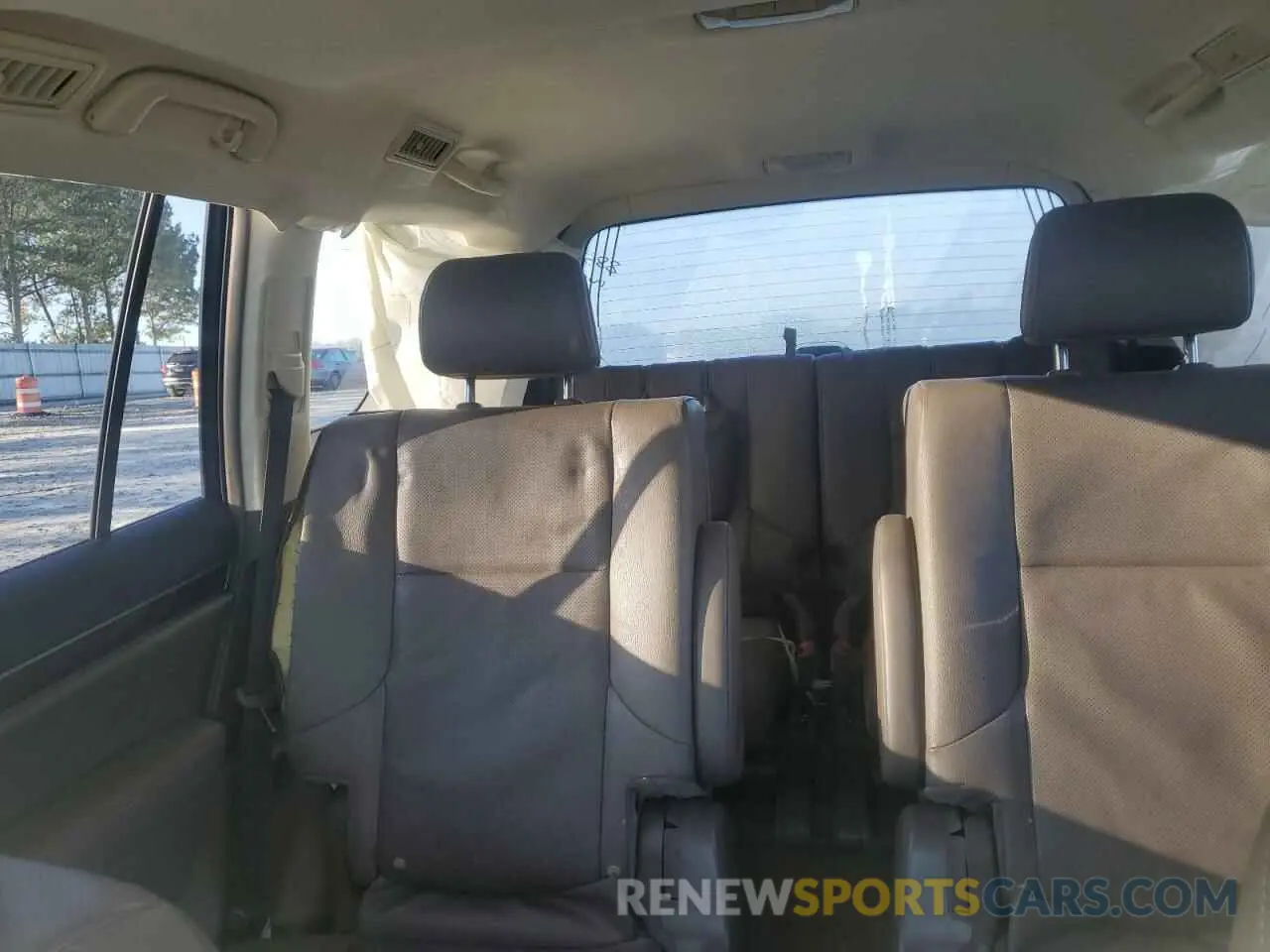 10 fotografías del automóvil dañado JTJBM7FX7K5218854 LEXUS GX 2019