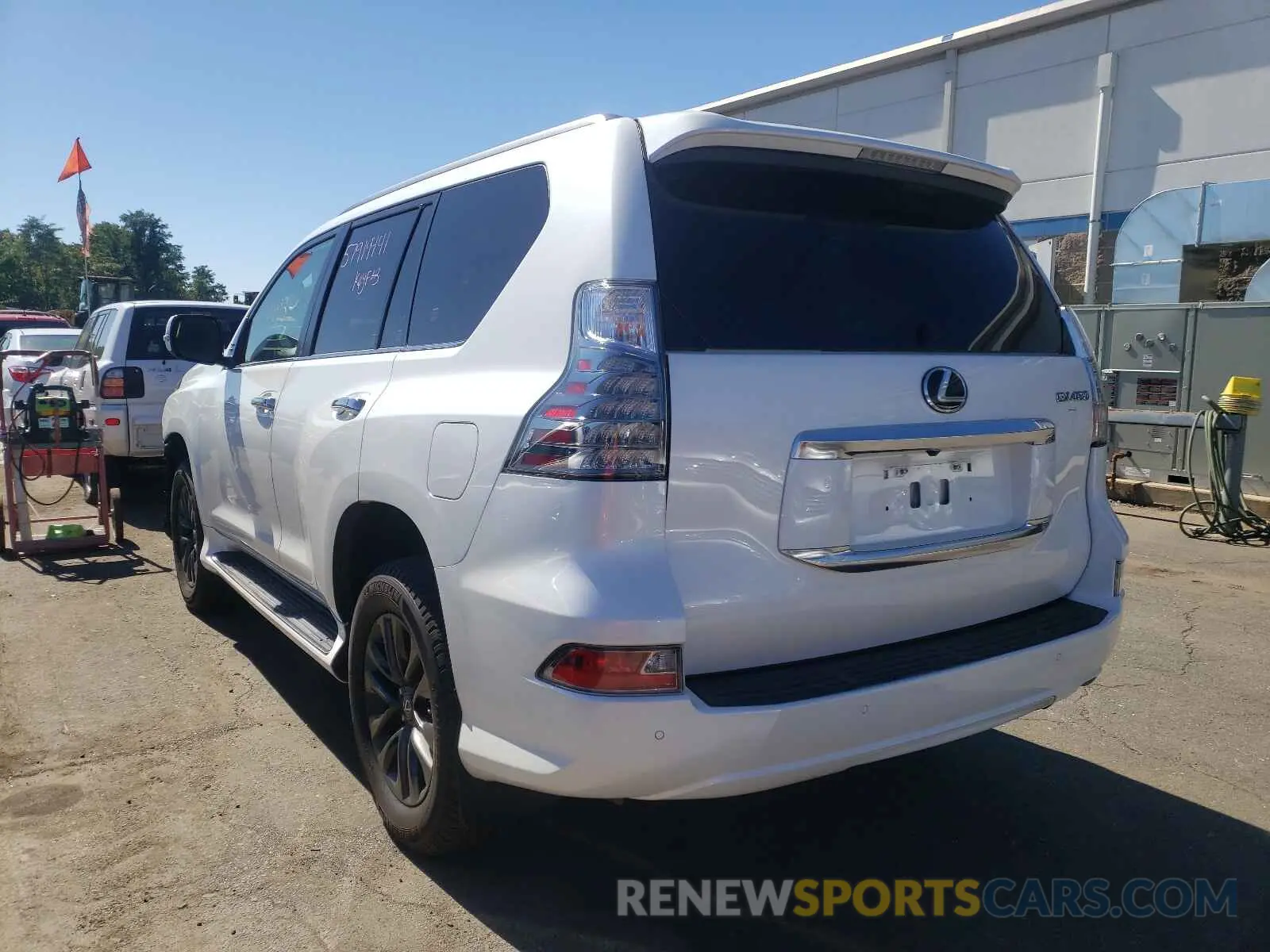 3 fotografías del automóvil dañado JTJAM7BX2L5251599 LEXUS GX 2020