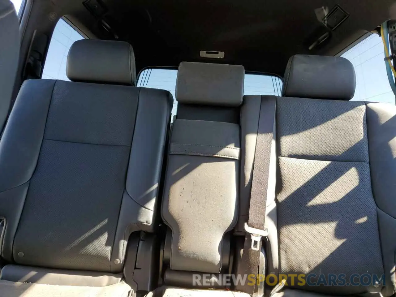 10 fotografías del automóvil dañado JTJAM7BX3L5258075 LEXUS GX 2020