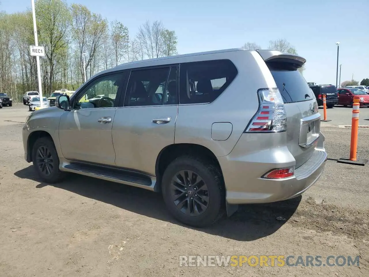 2 fotografías del automóvil dañado JTJAM7BX4L5243309 LEXUS GX 2020