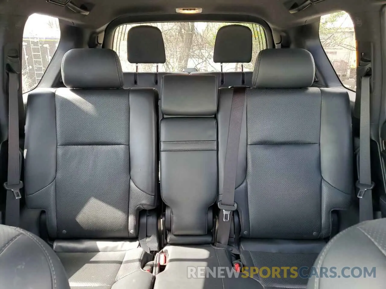 10 fotografías del automóvil dañado JTJGM7BX7L5250247 LEXUS GX 2020