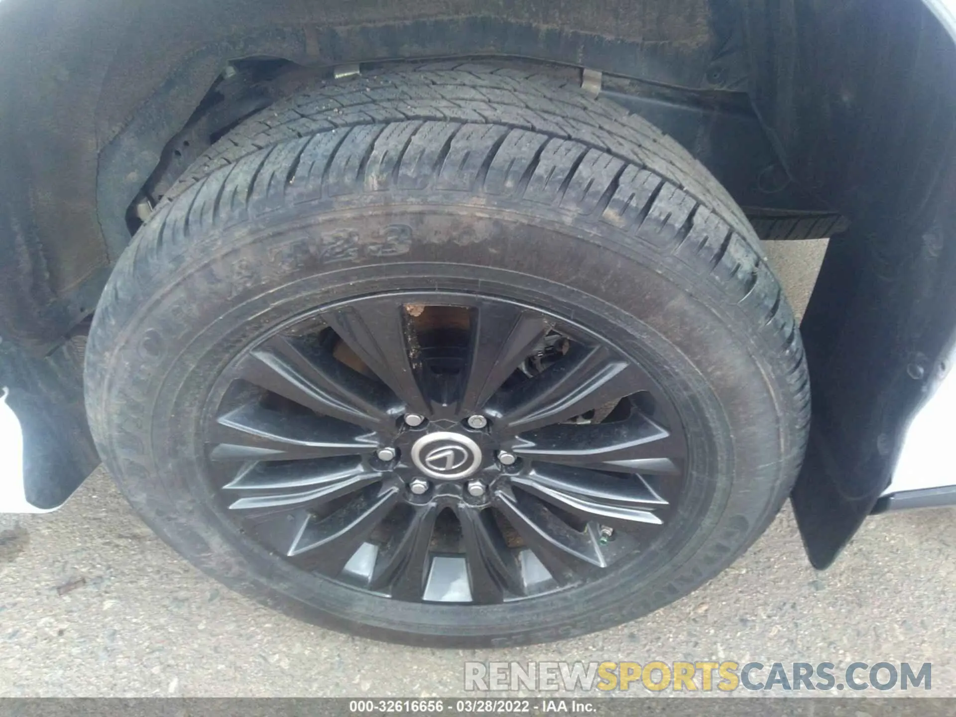 13 fotografías del automóvil dañado JTJAM7BX0M5292041 LEXUS GX 2021