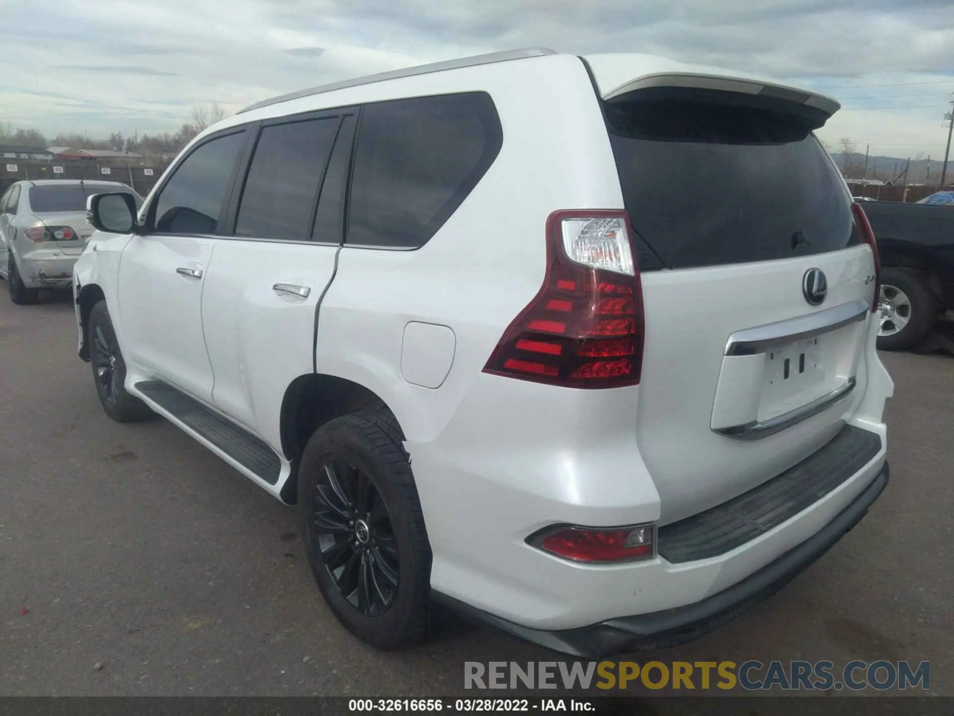 3 fotografías del automóvil dañado JTJAM7BX0M5292041 LEXUS GX 2021
