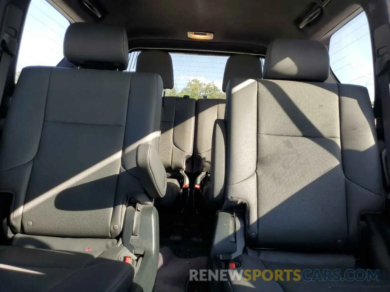 10 fotografías del automóvil dañado JTJAM7BX0M5295263 LEXUS GX 2021