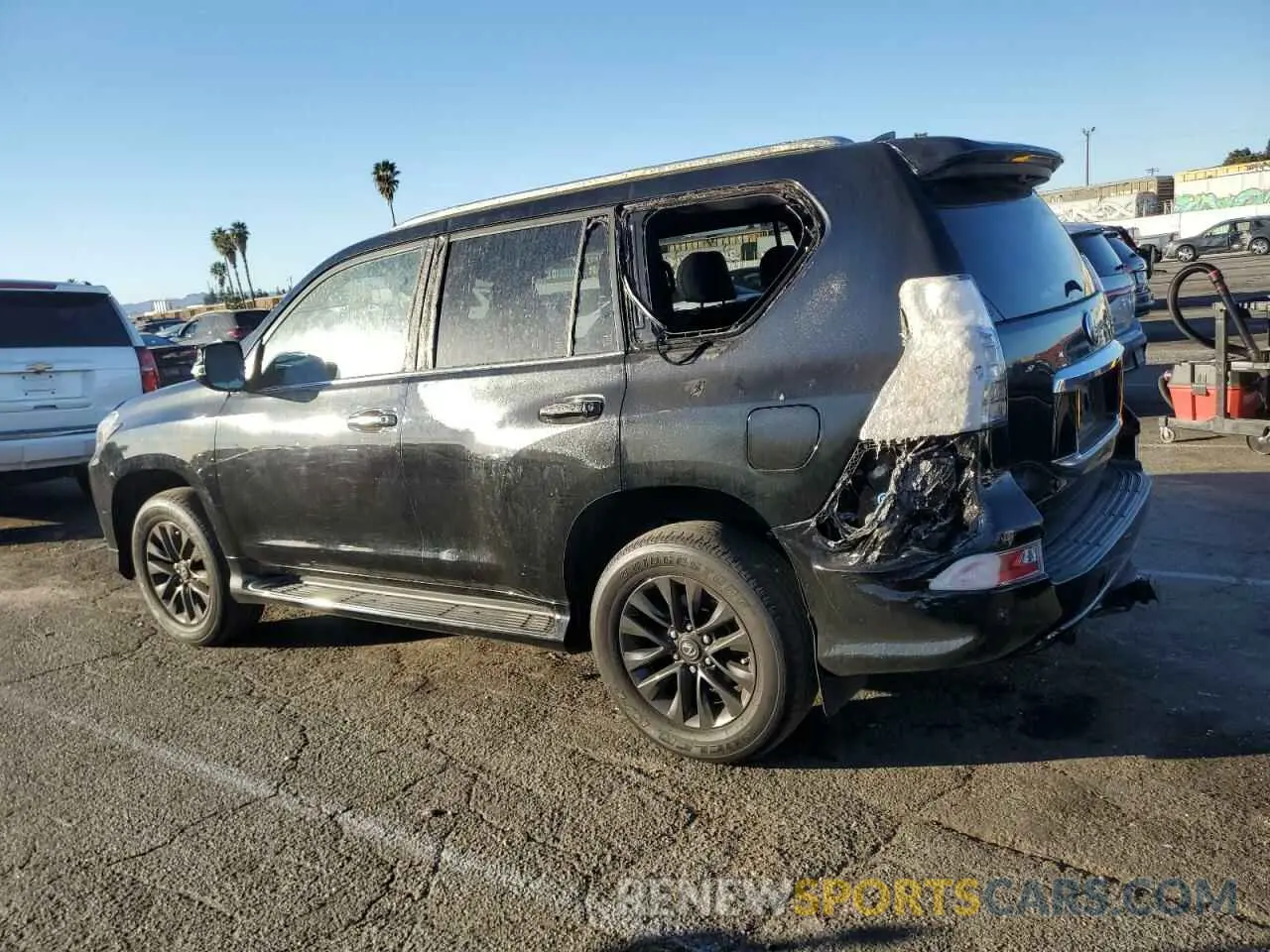 2 fotografías del automóvil dañado JTJAM7BX5M5296330 LEXUS GX 2021