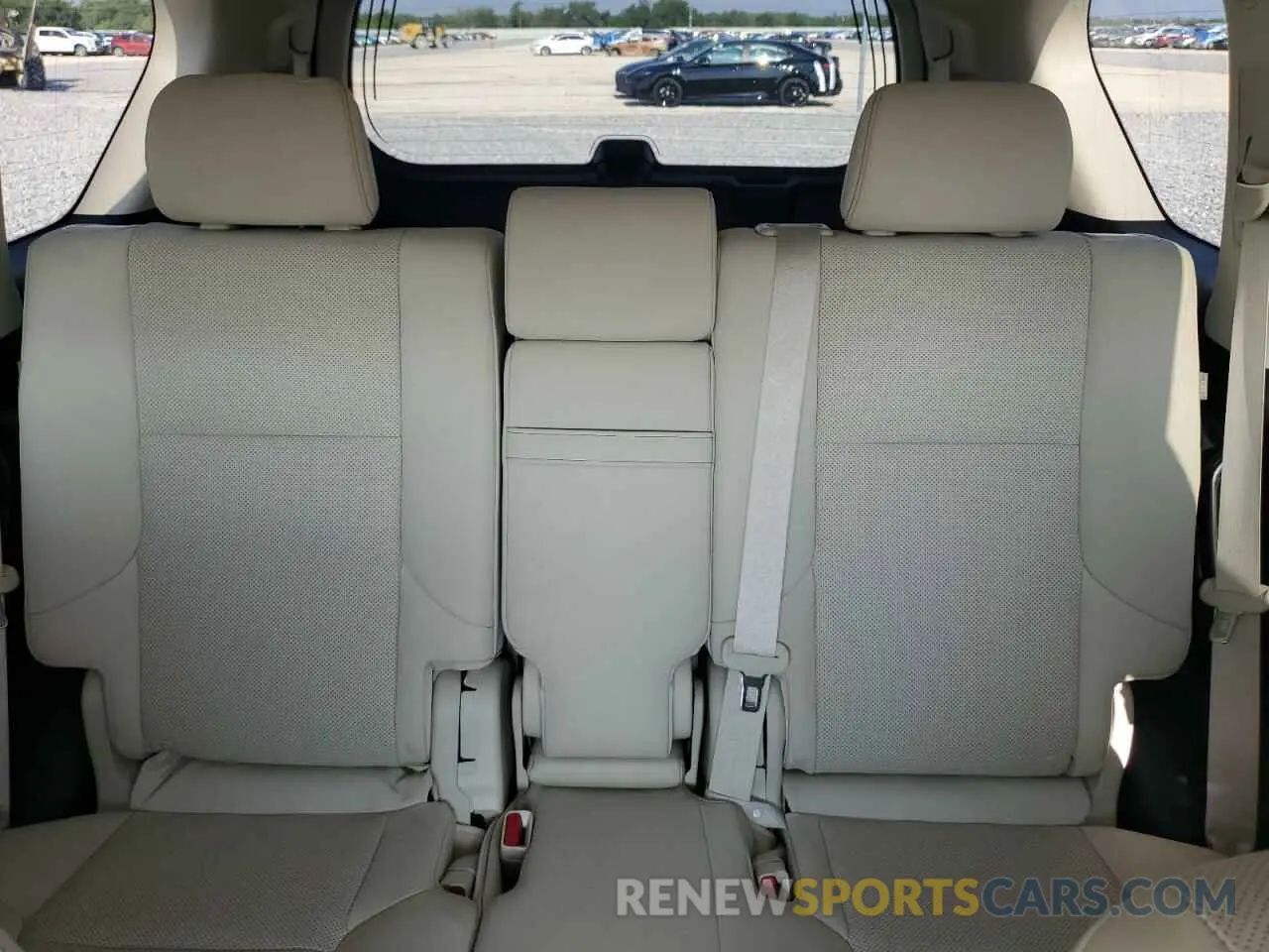 10 fotografías del automóvil dañado JTJAM7BX5M5299244 LEXUS GX 2021