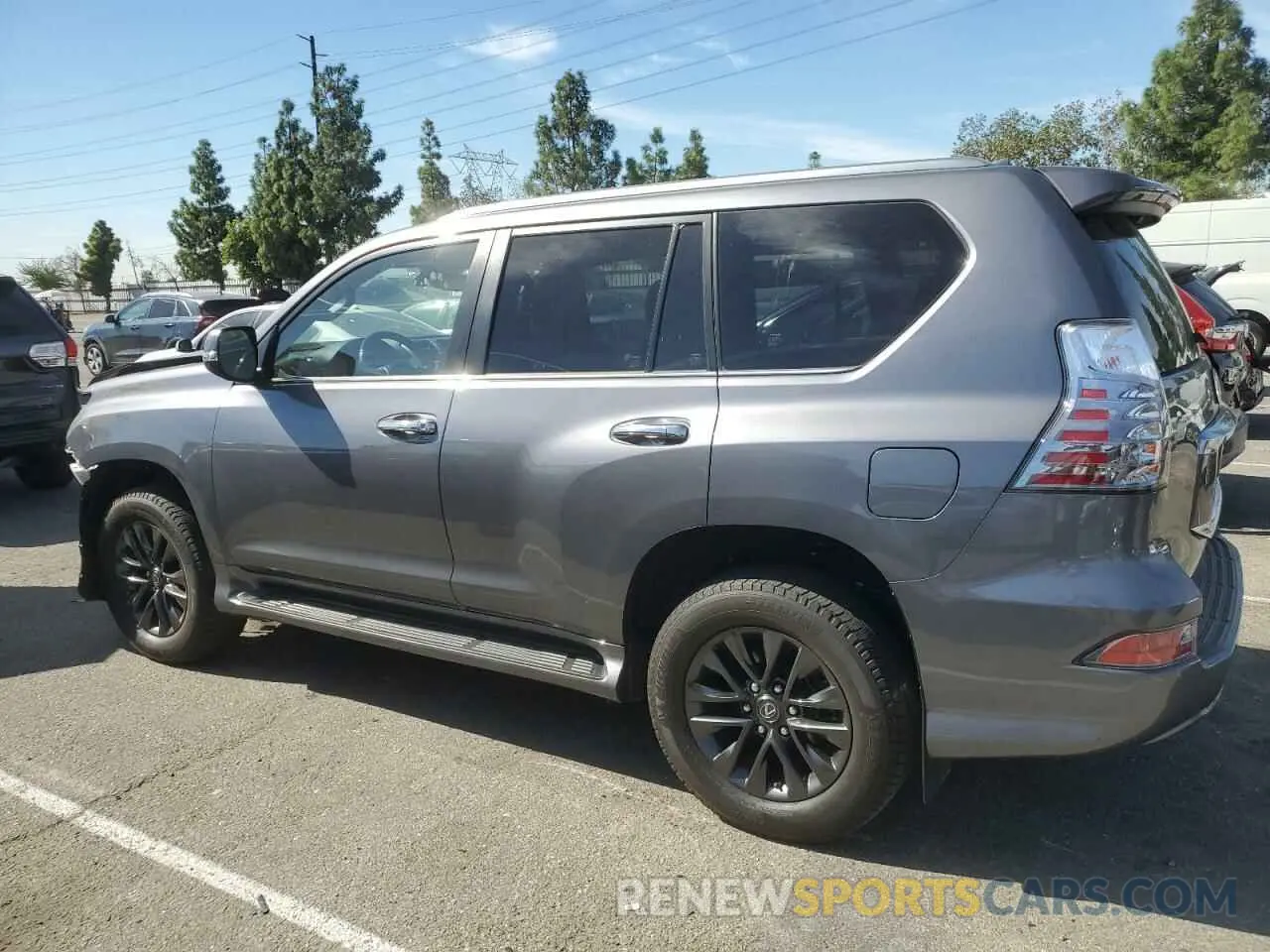 2 fotografías del automóvil dañado JTJAM7BX5M5300392 LEXUS GX 2021