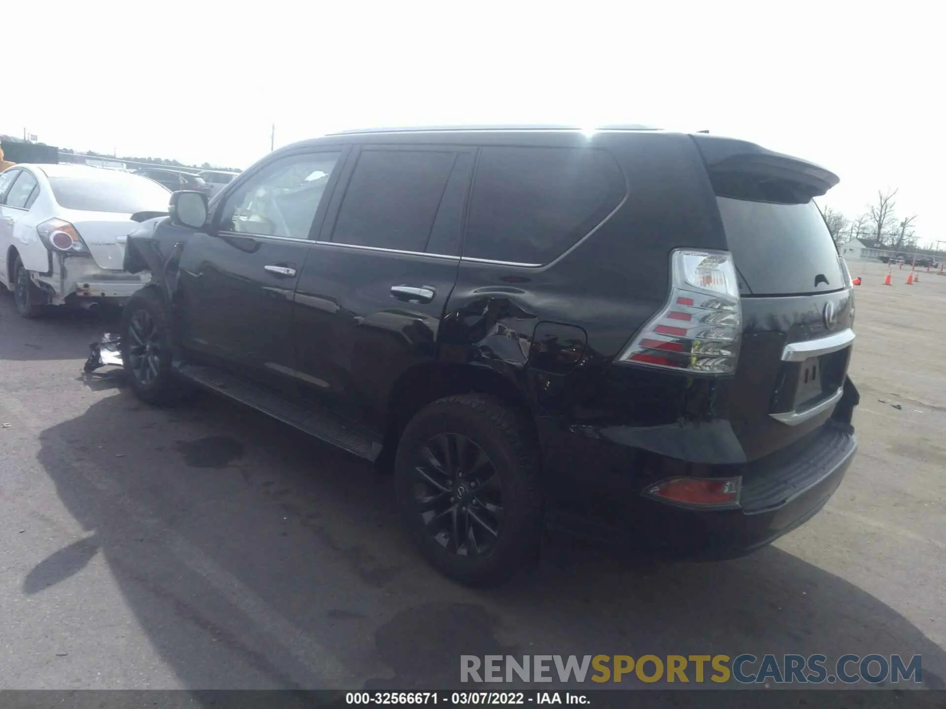 3 fotografías del automóvil dañado JTJAM7BX7M5270201 LEXUS GX 2021