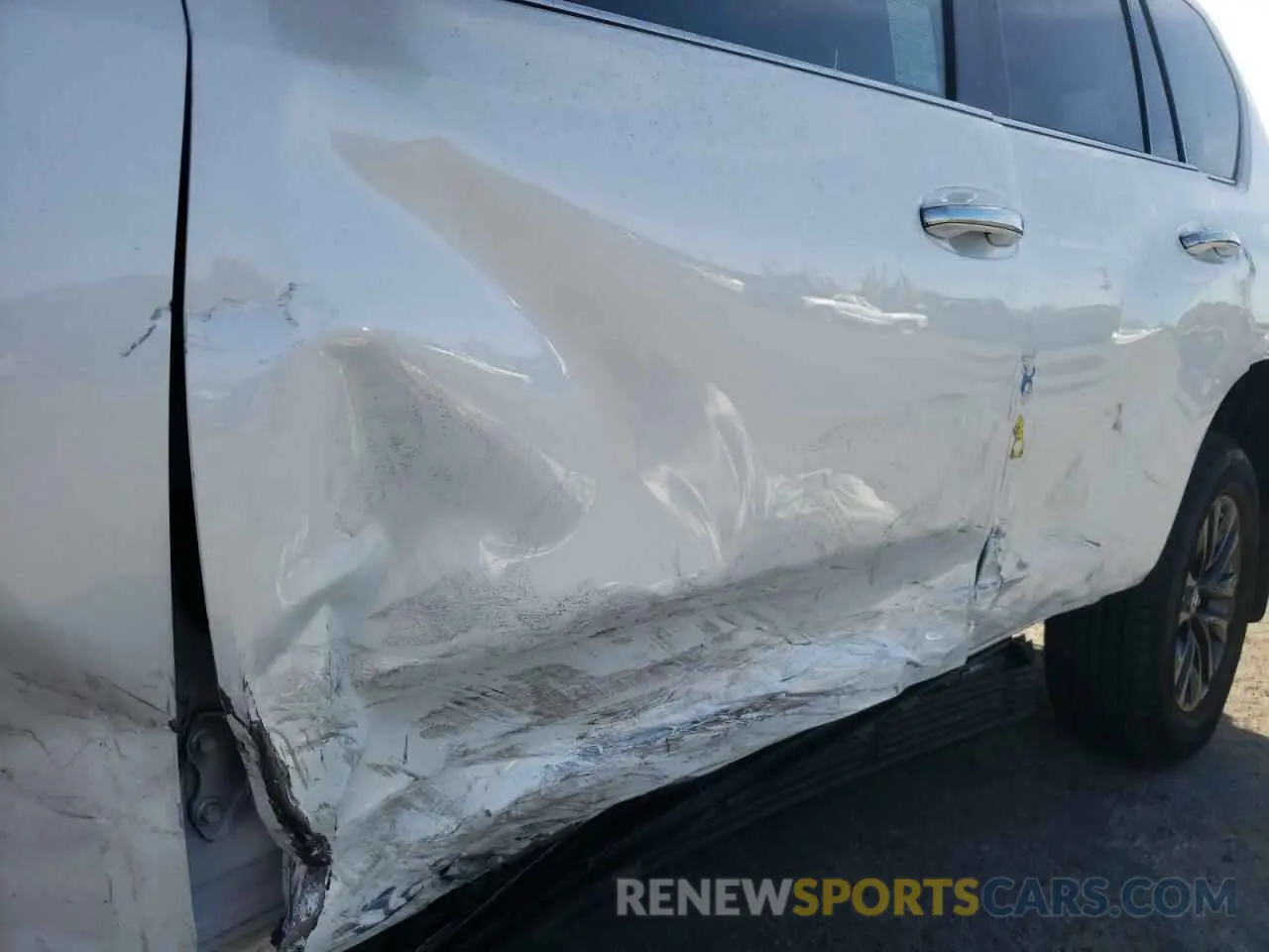9 fotografías del automóvil dañado JTJAM7BX7M5299679 LEXUS GX 2021