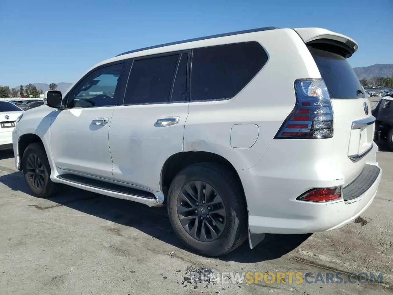2 fotografías del automóvil dañado JTJAM7BX8M5290943 LEXUS GX 2021