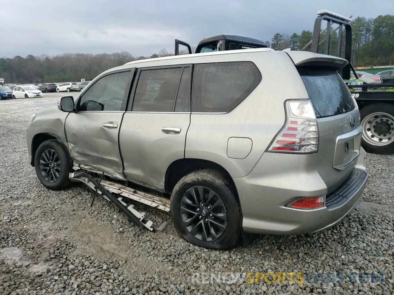 2 fotografías del automóvil dañado JTJAM7BX9M5283015 LEXUS GX 2021