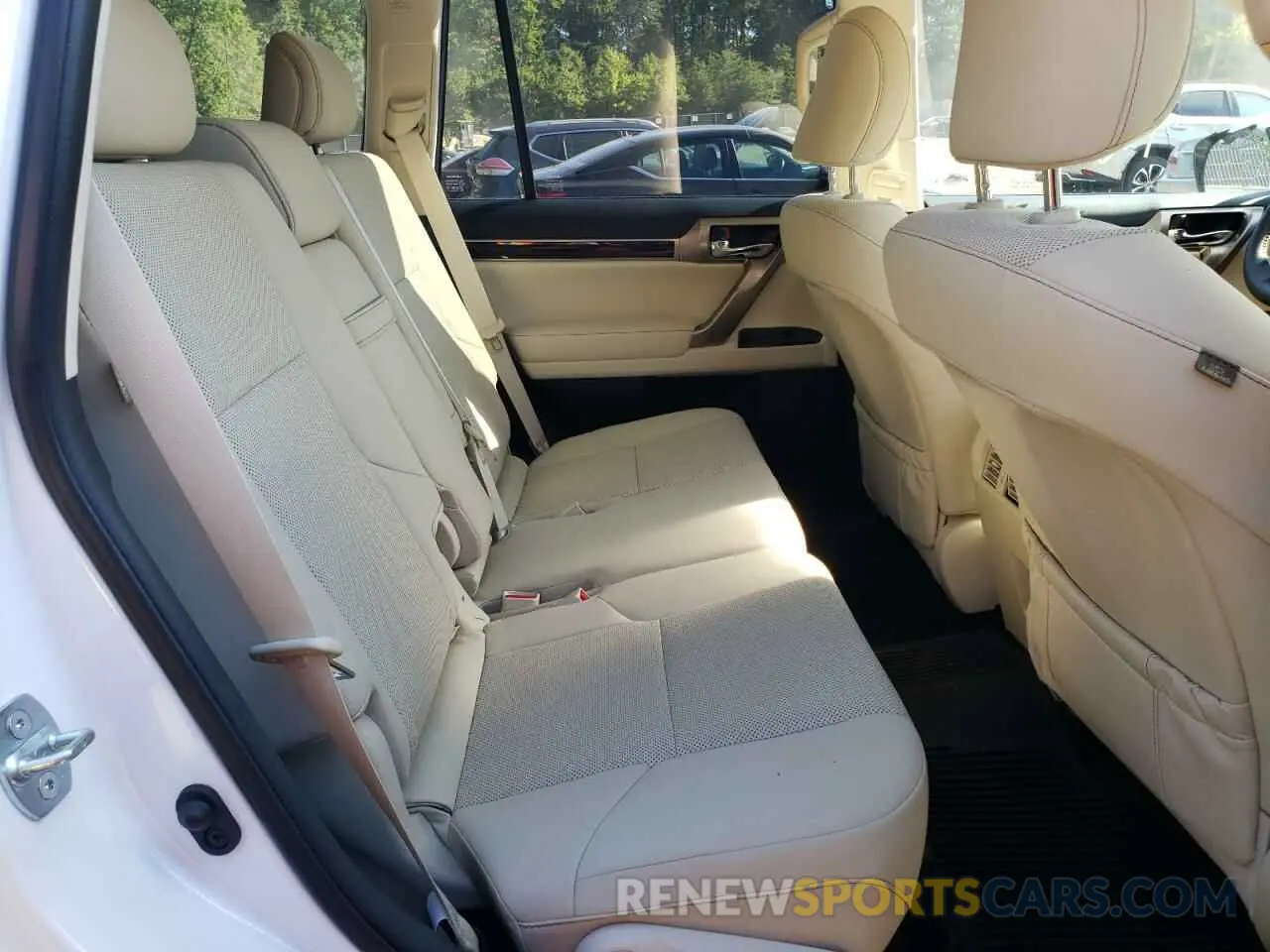 6 fotografías del automóvil dañado JTJBM7BX5M5302700 LEXUS GX 2021