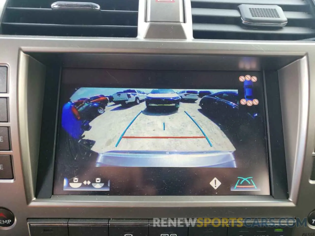 9 fotografías del automóvil dañado JTJGM7BX3M5270335 LEXUS GX 2021