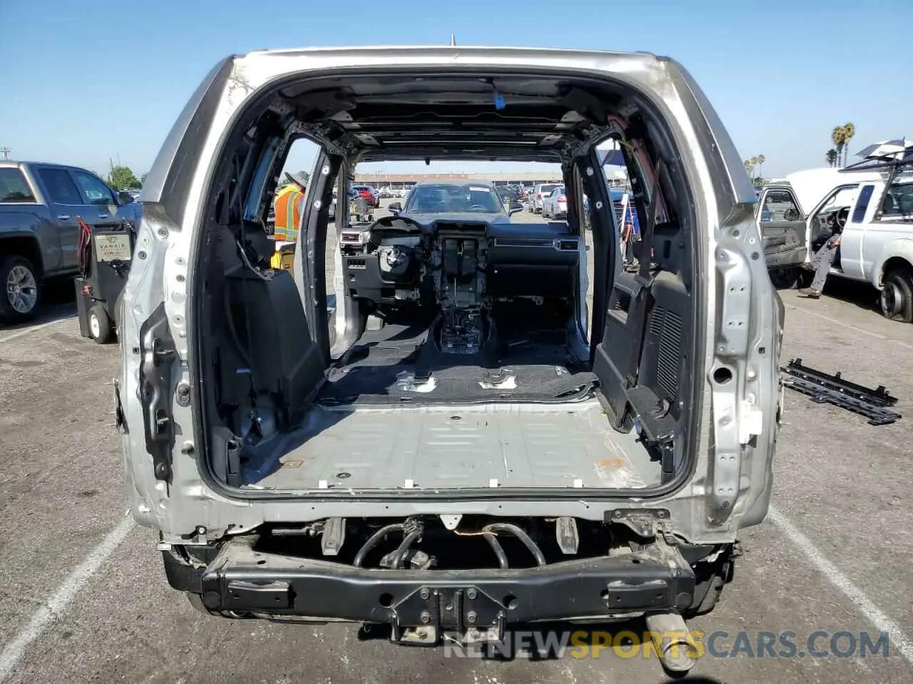 6 fotografías del automóvil dañado JTJAM7BX3N5322442 LEXUS GX 2022