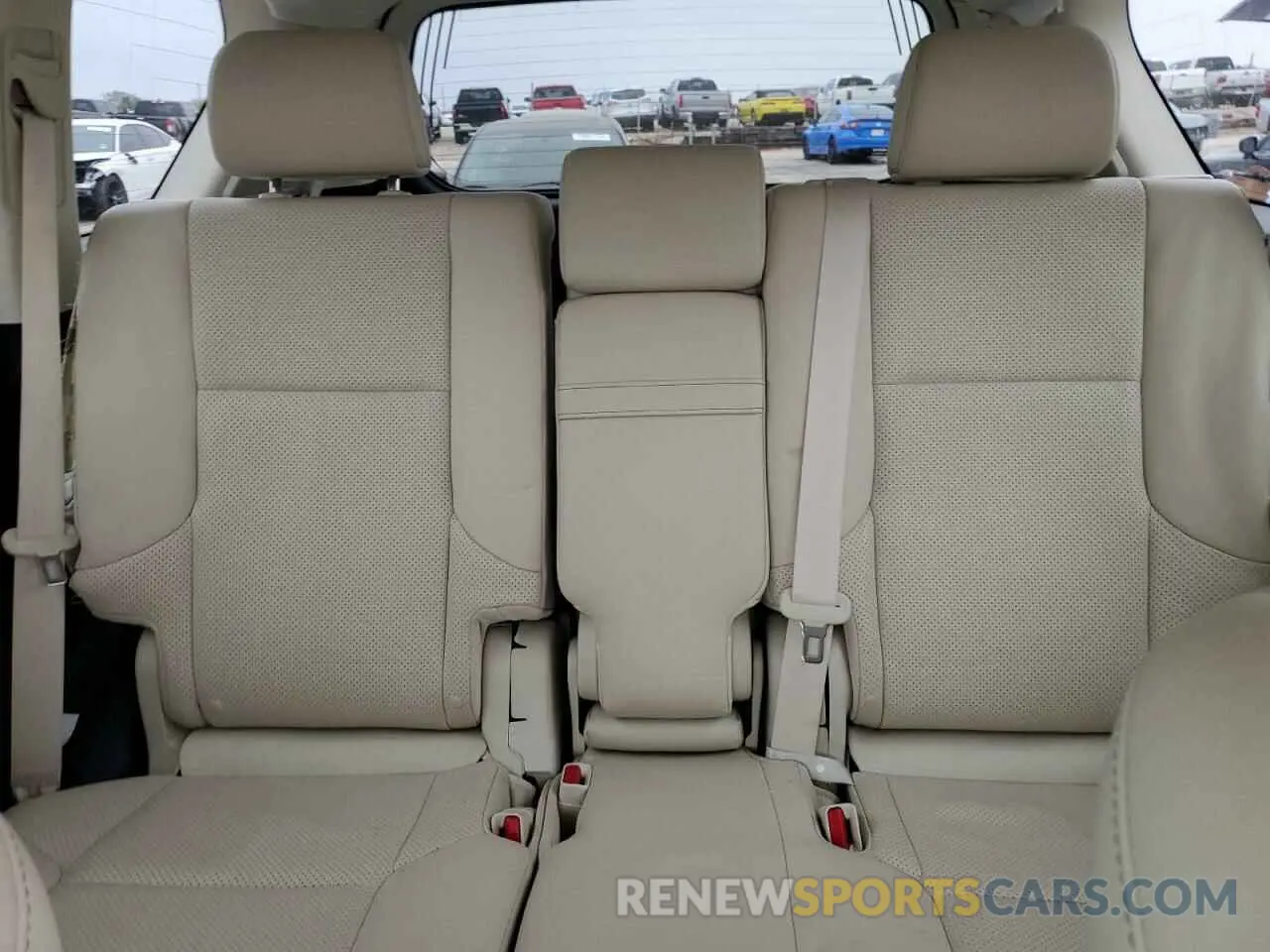 10 fotografías del automóvil dañado JTJGM7BX0N5335322 LEXUS GX 2022