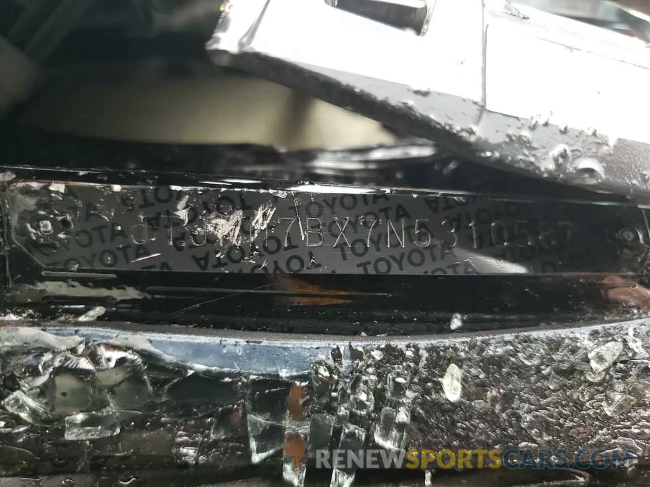 13 fotografías del automóvil dañado JTJKM7BX7N5310587 LEXUS GX 2022