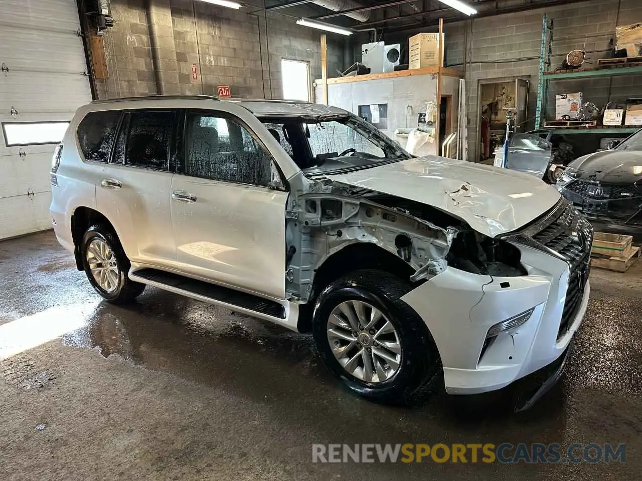 2 fotografías del automóvil dañado JTJAM7BX0P5354526 LEXUS GX 2023