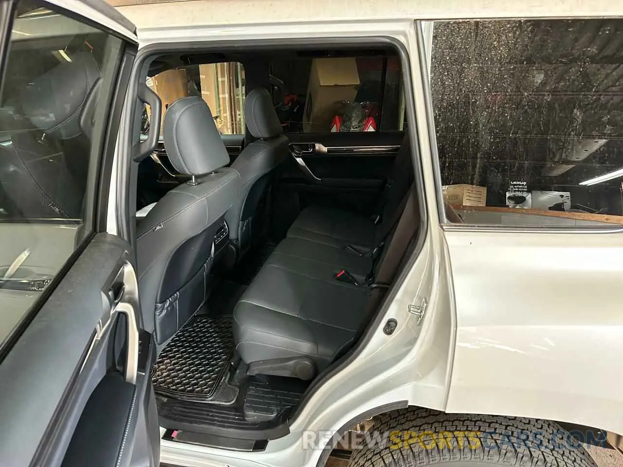 6 fotografías del automóvil dañado JTJAM7BX0P5354526 LEXUS GX 2023