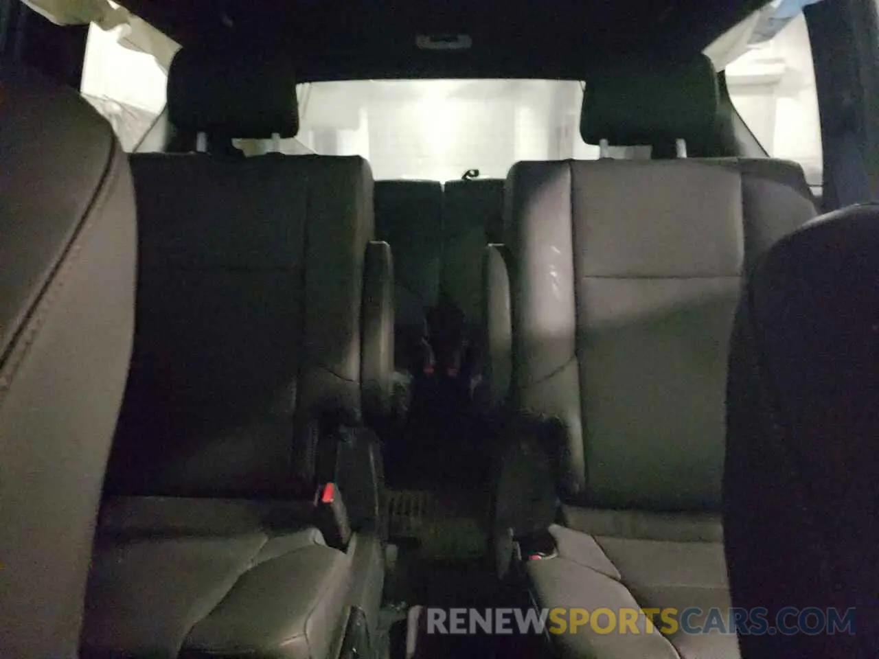10 fotografías del automóvil dañado JTJAM7BX3P5374527 LEXUS GX 2023