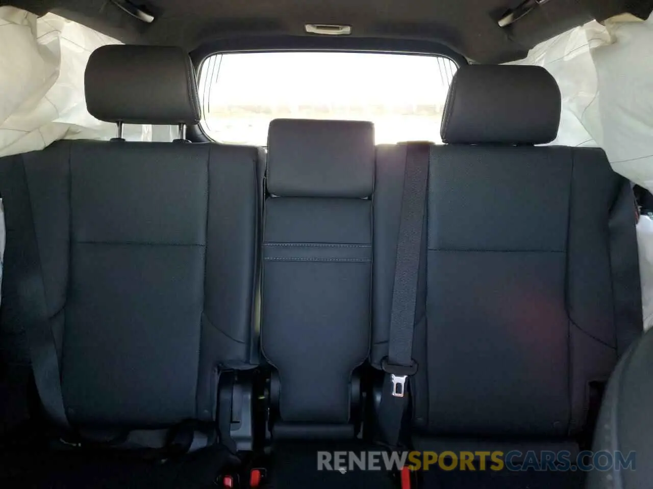10 fotografías del automóvil dañado JTJAM7BX7P5366088 LEXUS GX 2023