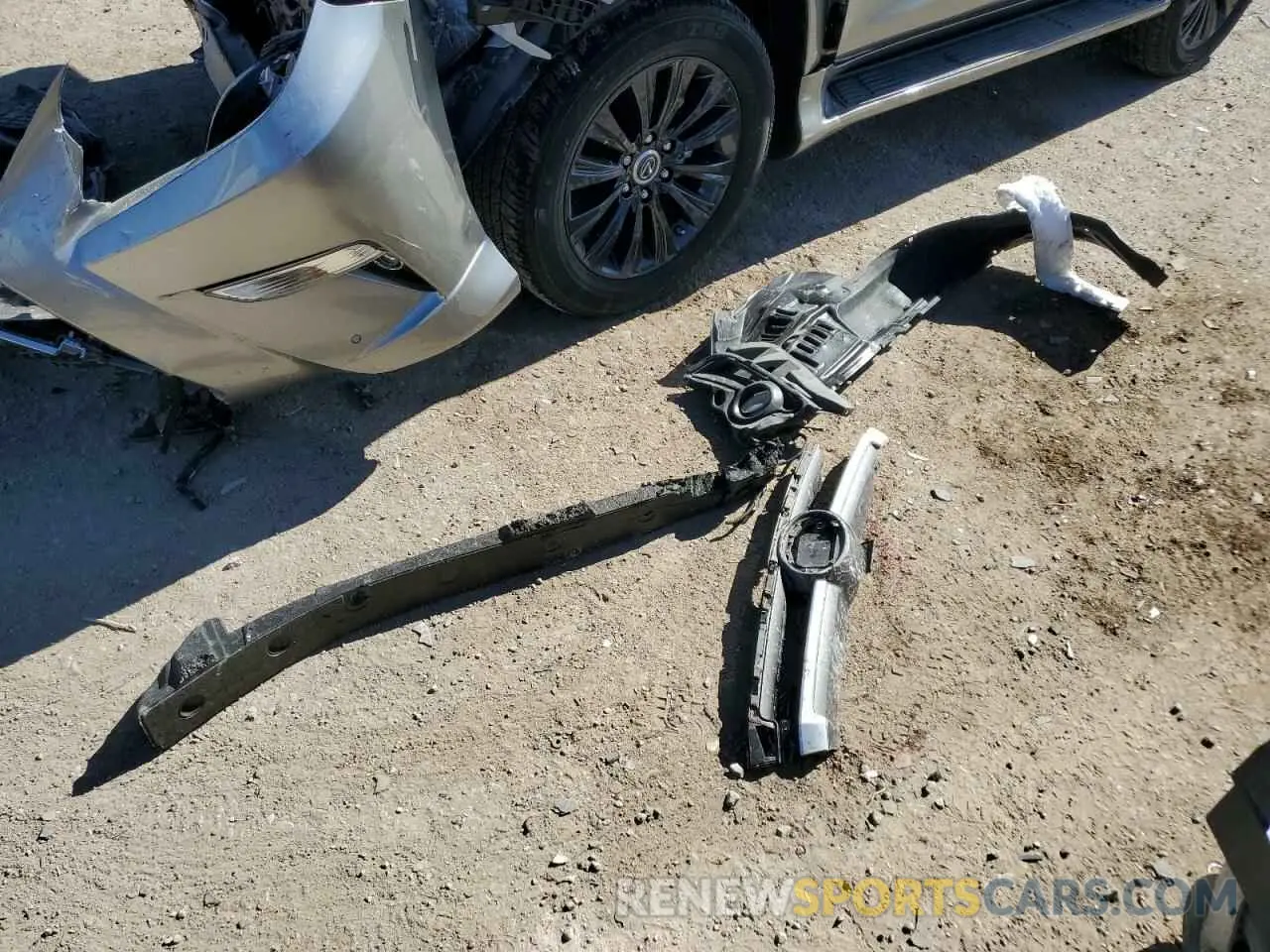 13 fotografías del automóvil dañado JTJAM7BX7P5366088 LEXUS GX 2023
