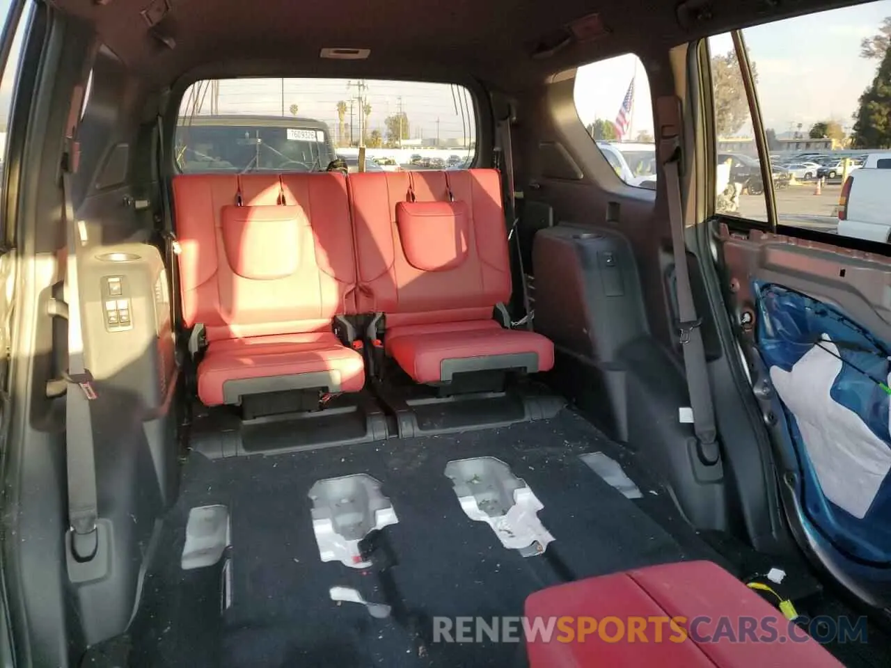 10 fotografías del automóvil dañado JTJAM7BX8P5362681 LEXUS GX 2023