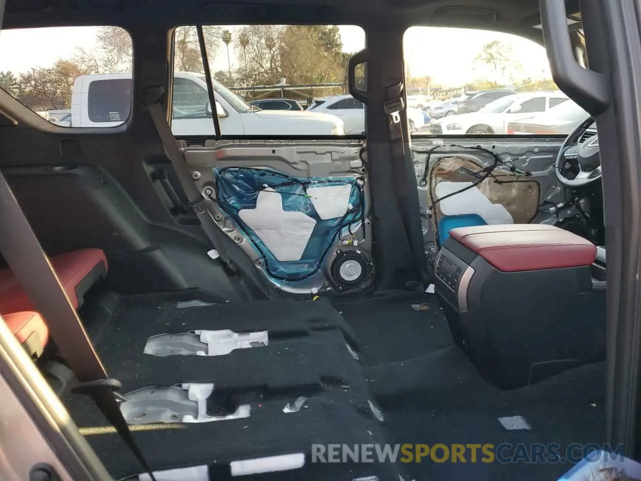 11 fotografías del automóvil dañado JTJAM7BX8P5362681 LEXUS GX 2023