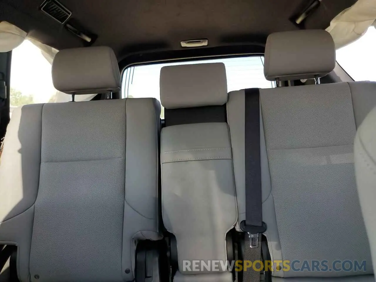 10 fotografías del automóvil dañado JTJSM7BX0P5340243 LEXUS GX 2023