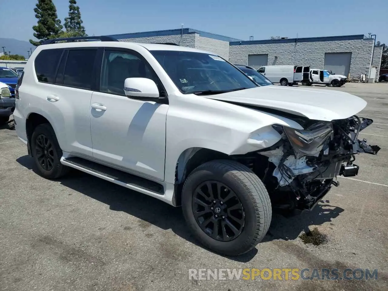 4 fotografías del automóvil dañado JTJSM7BX6P5342949 LEXUS GX 2023